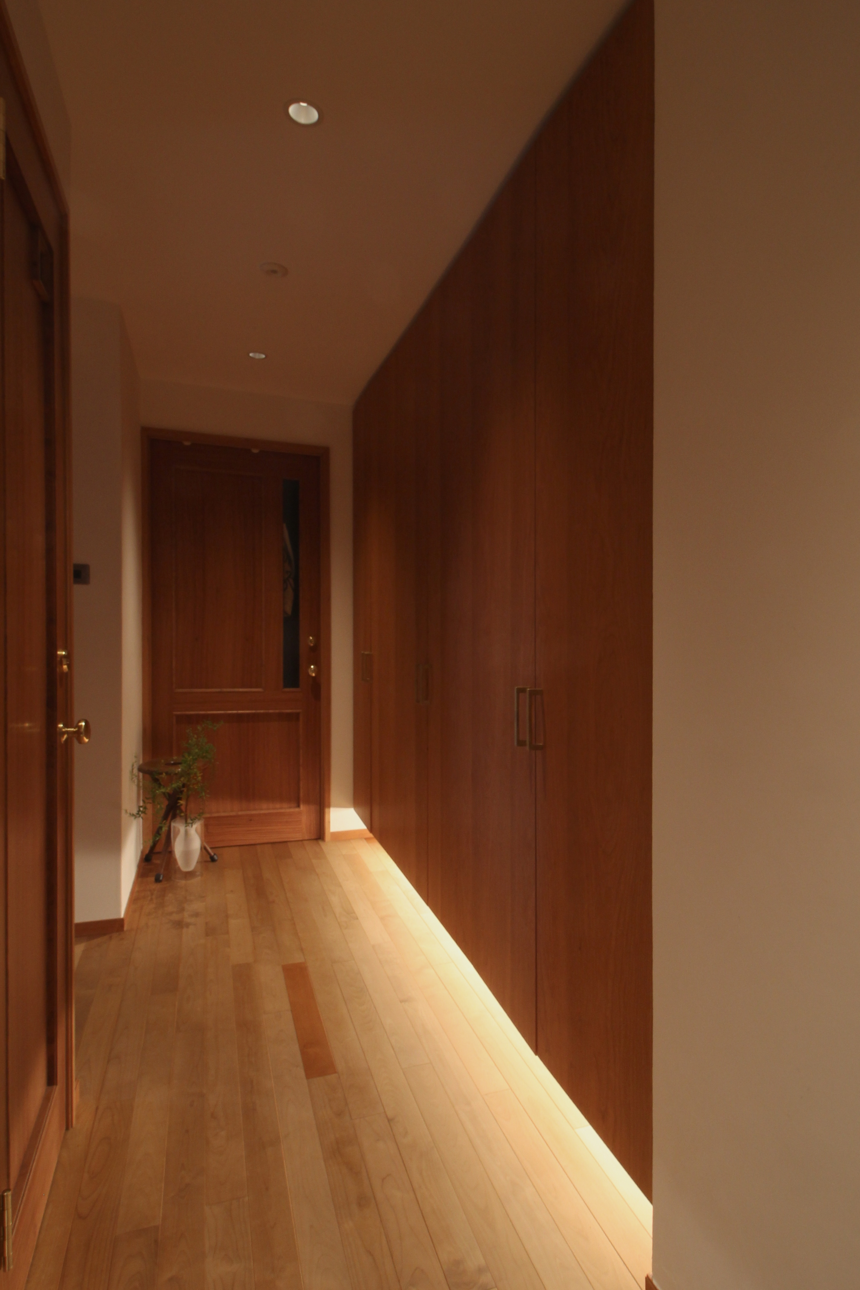 title: HOUSE 215 | Page No,228 | No.14 | sync-furniture | 株式会社 SYNC | 福岡県 家具工房 | オーダーメイドキッチン