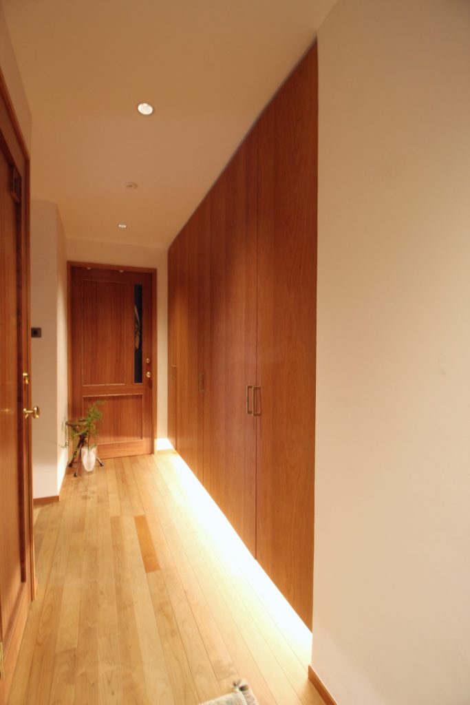 title: HOUSE 215 | Page No,228 | No.8 | sync-furniture | 株式会社 SYNC | 福岡県 家具工房 | オーダーメイドキッチン