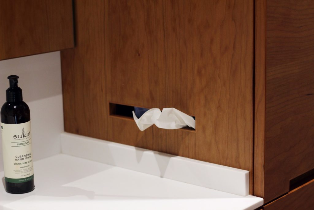 title: HOUSE 215 | Page No,228 | No.6 | sync-furniture | 株式会社 SYNC | 福岡県 家具工房 | オーダーメイドキッチン