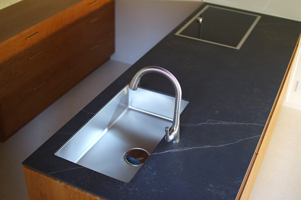 title: HOUSE 218 | Page No,231 | No.7 | sync-furniture | 株式会社 SYNC | 福岡県 家具工房 | オーダーメイドキッチン