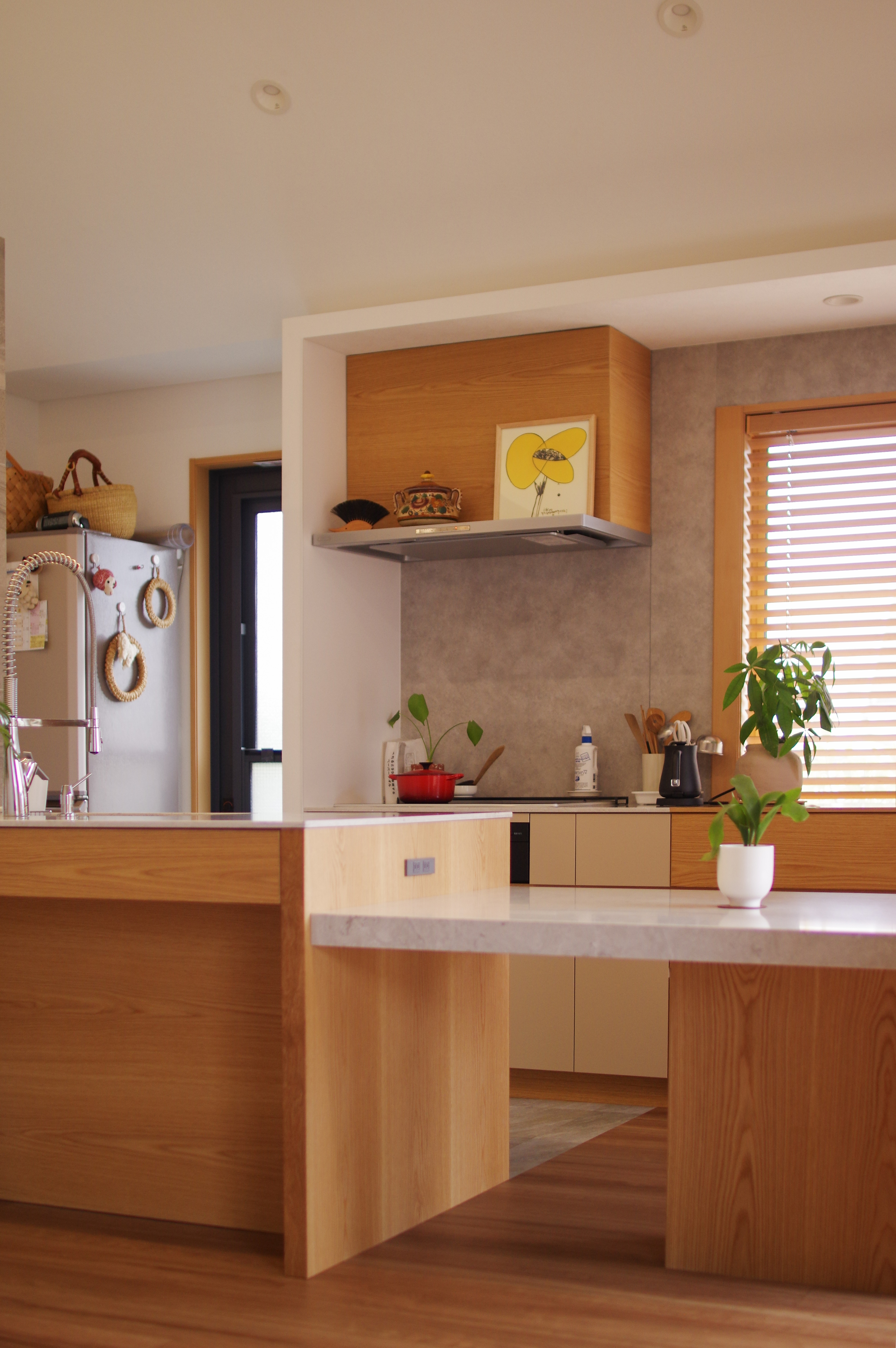 title: HOUSE 220 | Page No,233 | No.6 | sync-furniture | 株式会社 SYNC | 福岡県 家具工房 | オーダーメイドキッチン