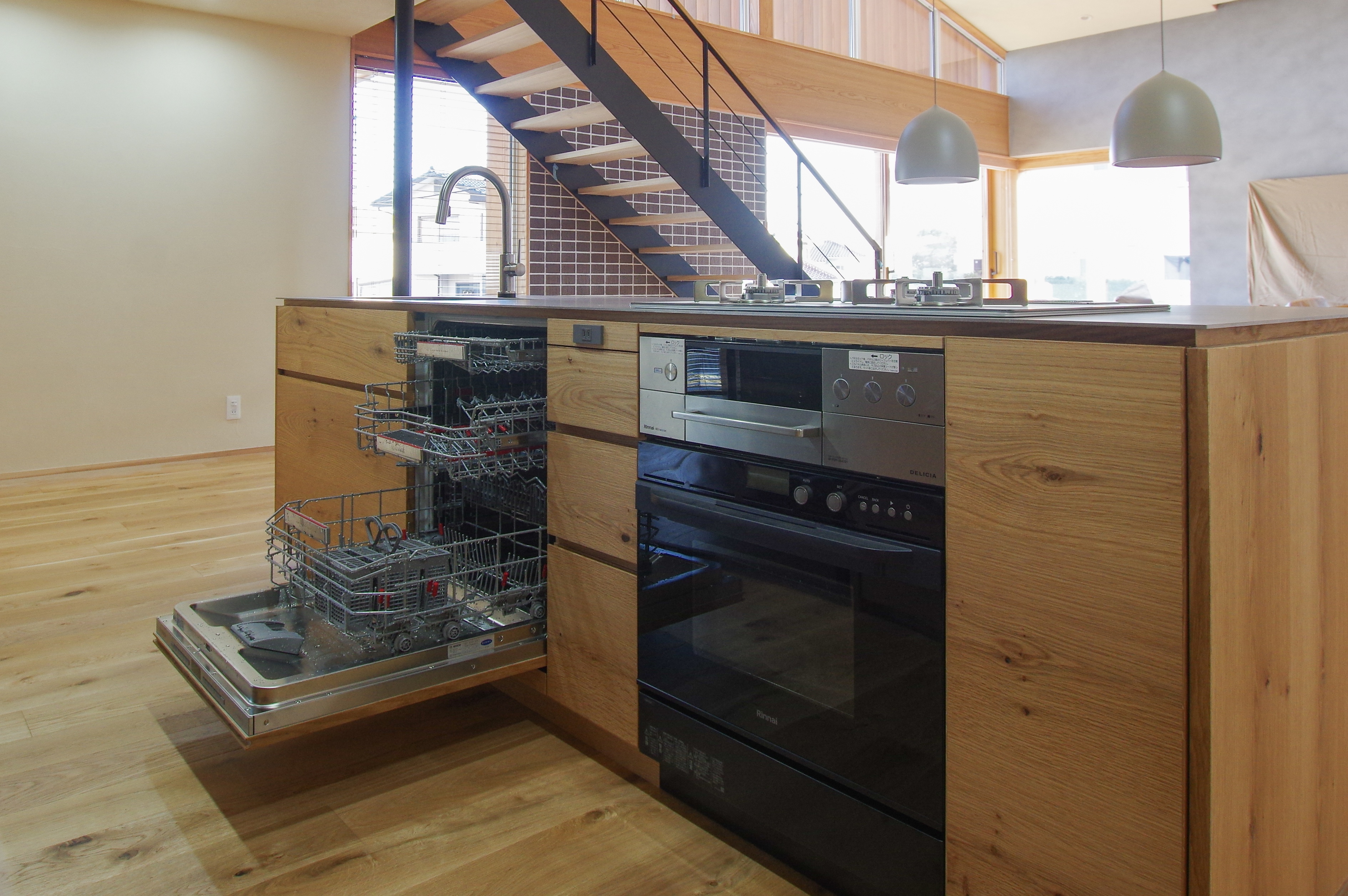 title: HOUSE 221 | Page No,234 | No.4 | sync-furniture | 株式会社 SYNC | 福岡県 家具工房 | オーダーメイドキッチン