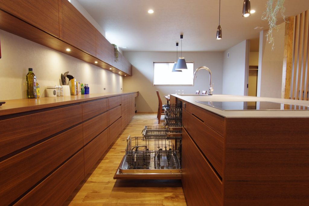 title: HOUSE 225 | Page No,238 | No.7 | sync-furniture | 株式会社 SYNC | 福岡県 家具工房 | オーダーメイドキッチン