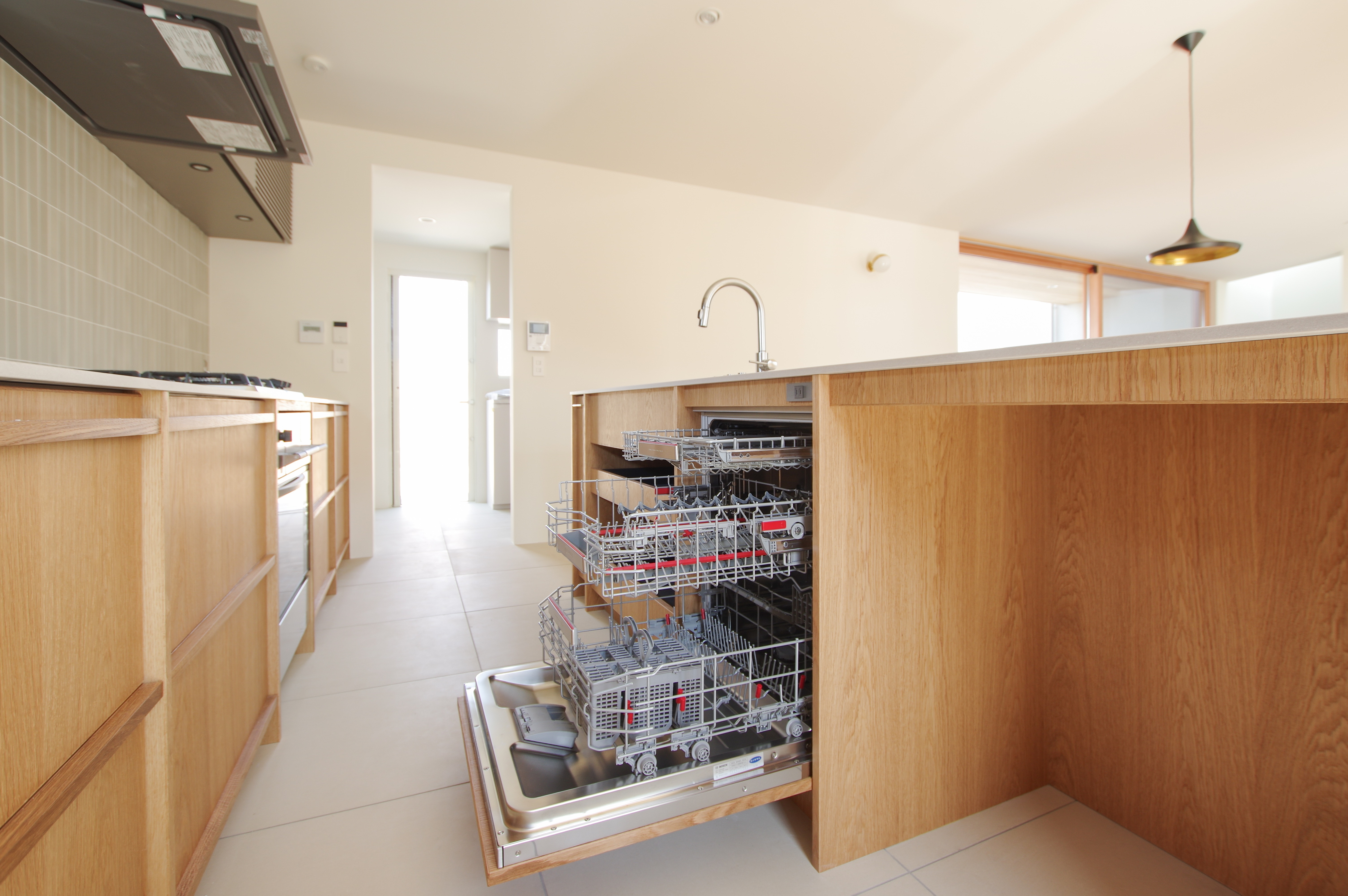title: HOUSE 224 | Page No,237 | No.10 | sync-furniture | 株式会社 SYNC | 福岡県 家具工房 | オーダーメイドキッチン
