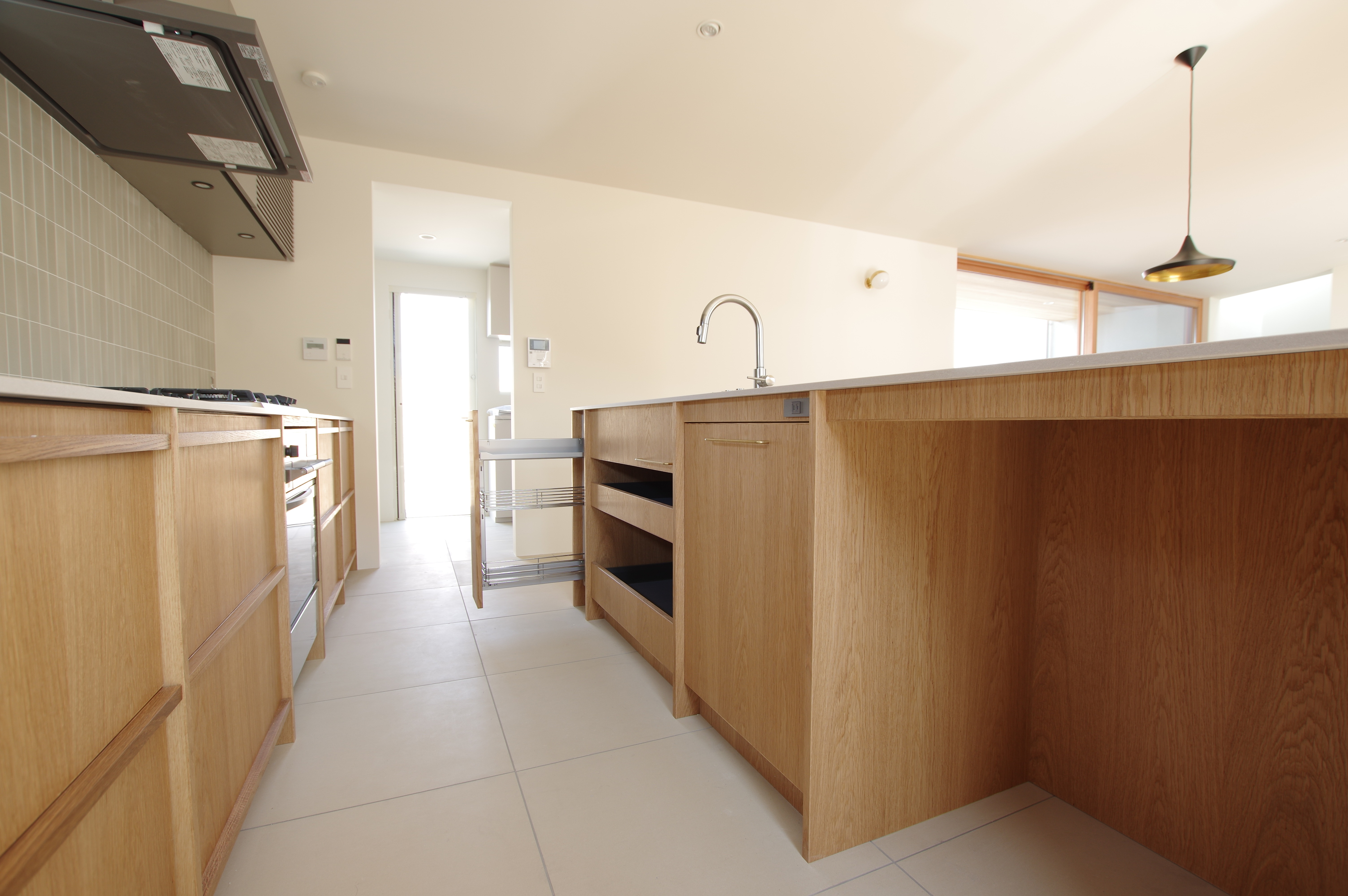 title: HOUSE 224 | Page No,237 | No.12 | sync-furniture | 株式会社 SYNC | 福岡県 家具工房 | オーダーメイドキッチン