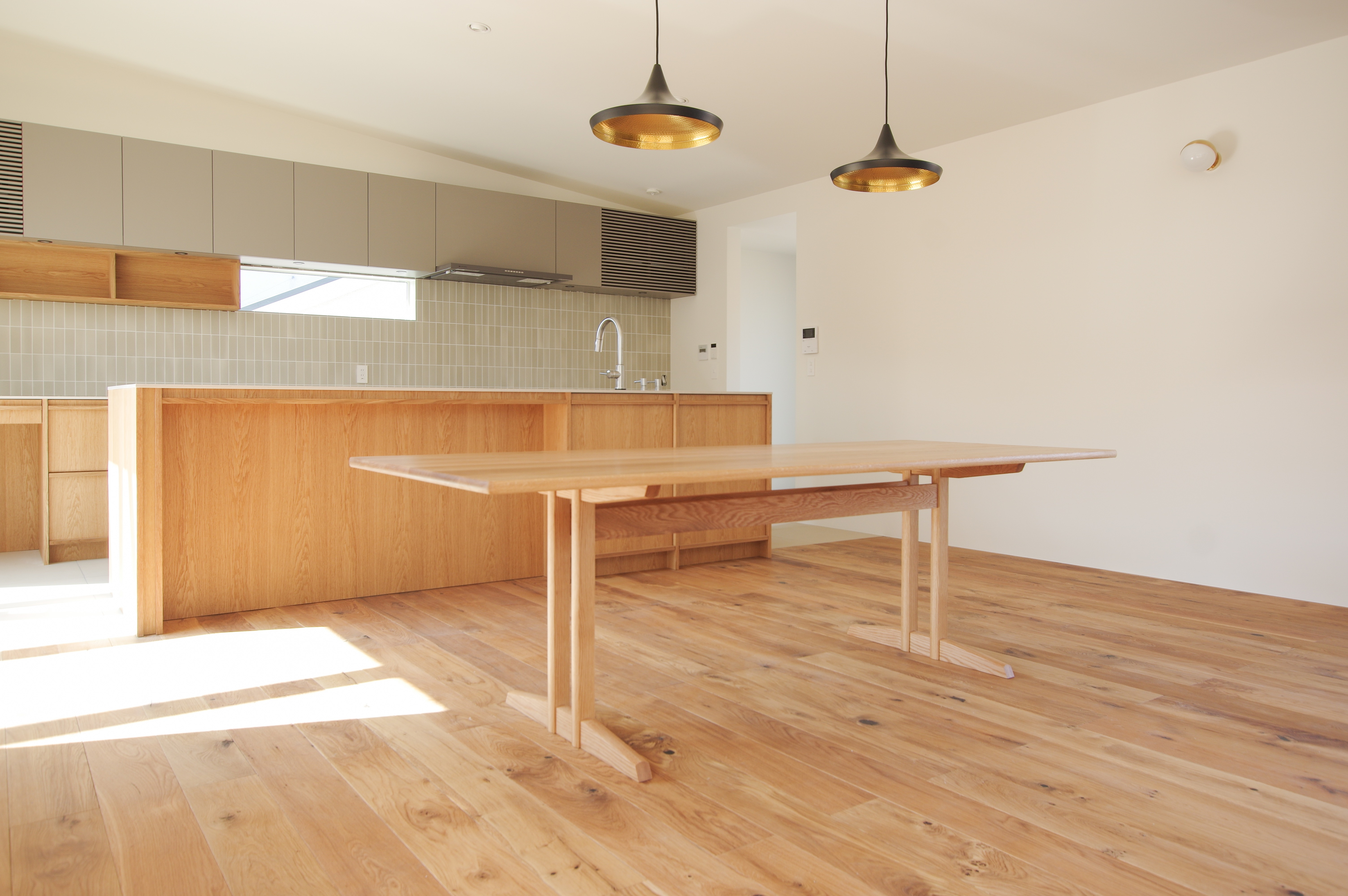 title: HOUSE 224 | Page No,237 | No.15 | sync-furniture | 株式会社 SYNC | 福岡県 家具工房 | オーダーメイドキッチン