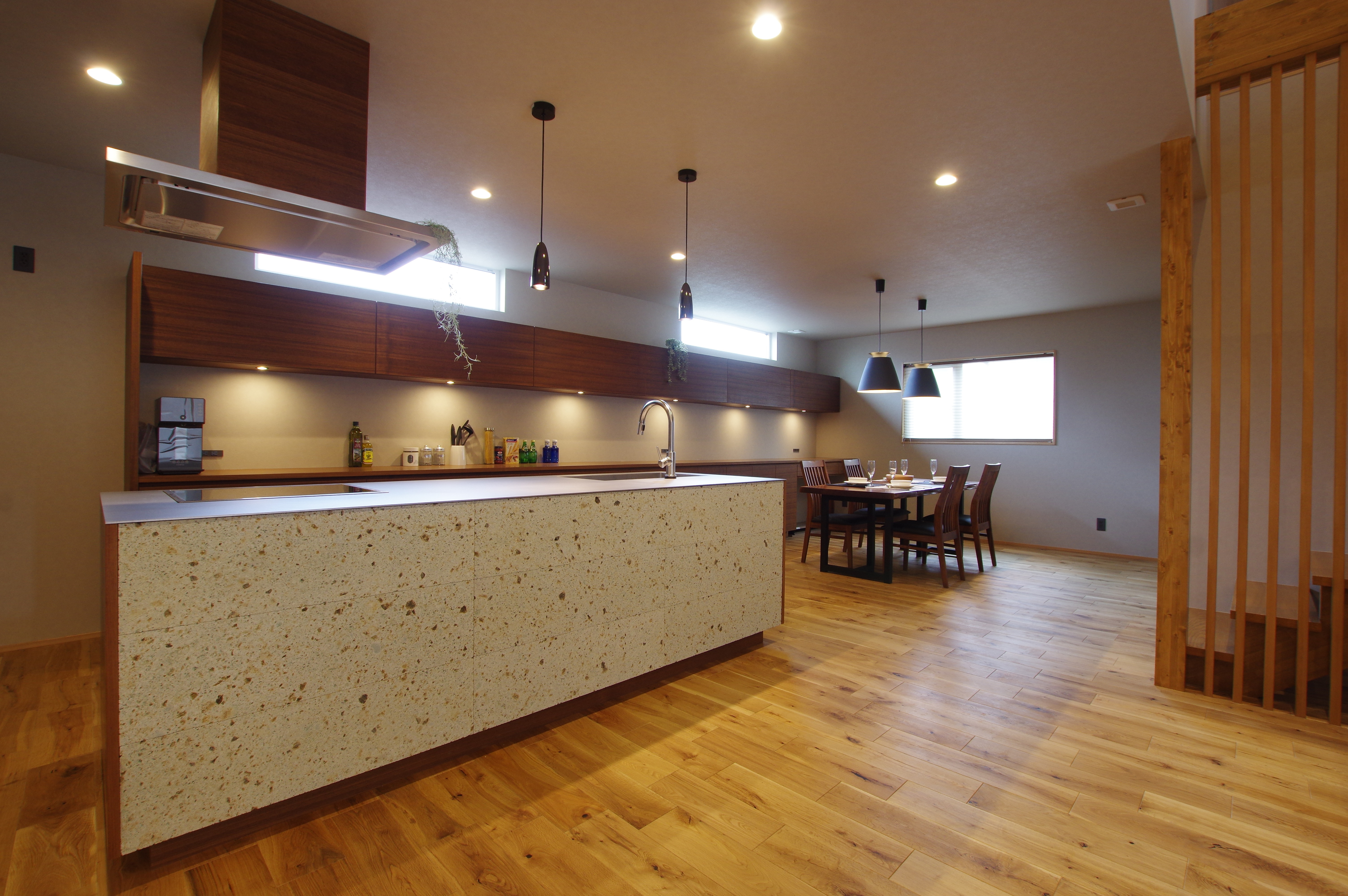 title: HOUSE 225 | Page No,238 | No.10 | sync-furniture | 株式会社 SYNC | 福岡県 家具工房 | オーダーメイドキッチン