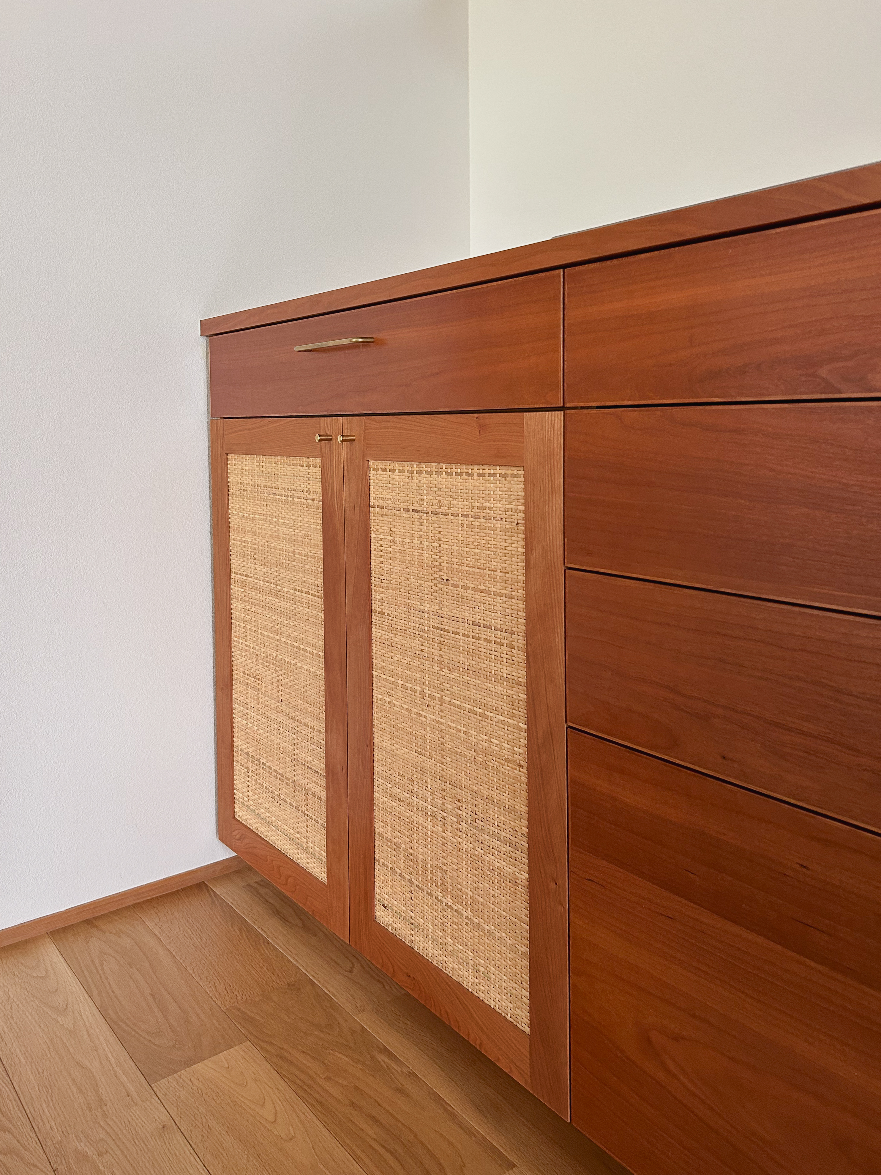 title: HOUSE 227 | Page No,240 | No.7 | sync-furniture | 株式会社 SYNC | 福岡県 家具工房 | オーダーメイドキッチン
