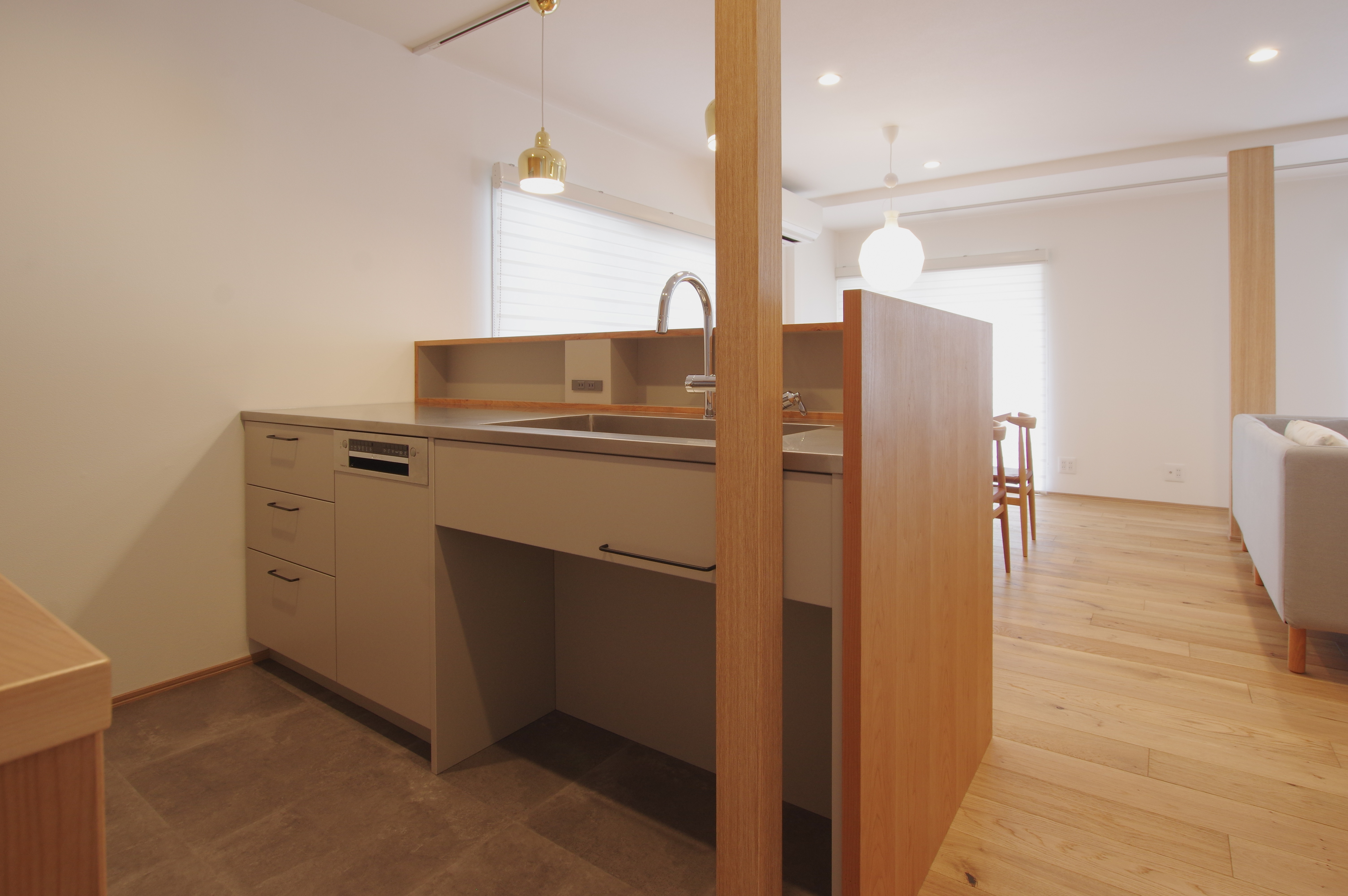 title: HOUSE 228 | Page No,241 | No.5 | sync-furniture | 株式会社 SYNC | 福岡県 家具工房 | オーダーメイドキッチン