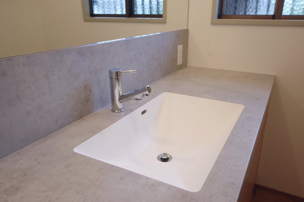 title: HOUSE 228 | Page No,241 | No.6 | sync-furniture | 株式会社 SYNC | 福岡県 家具工房 | オーダーメイドキッチン