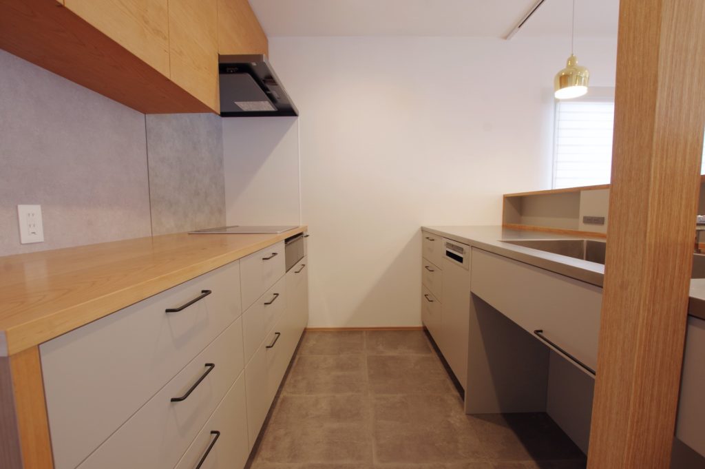 title: HOUSE 228 | Page No,241 | No.3 | sync-furniture | 株式会社 SYNC | 福岡県 家具工房 | オーダーメイドキッチン