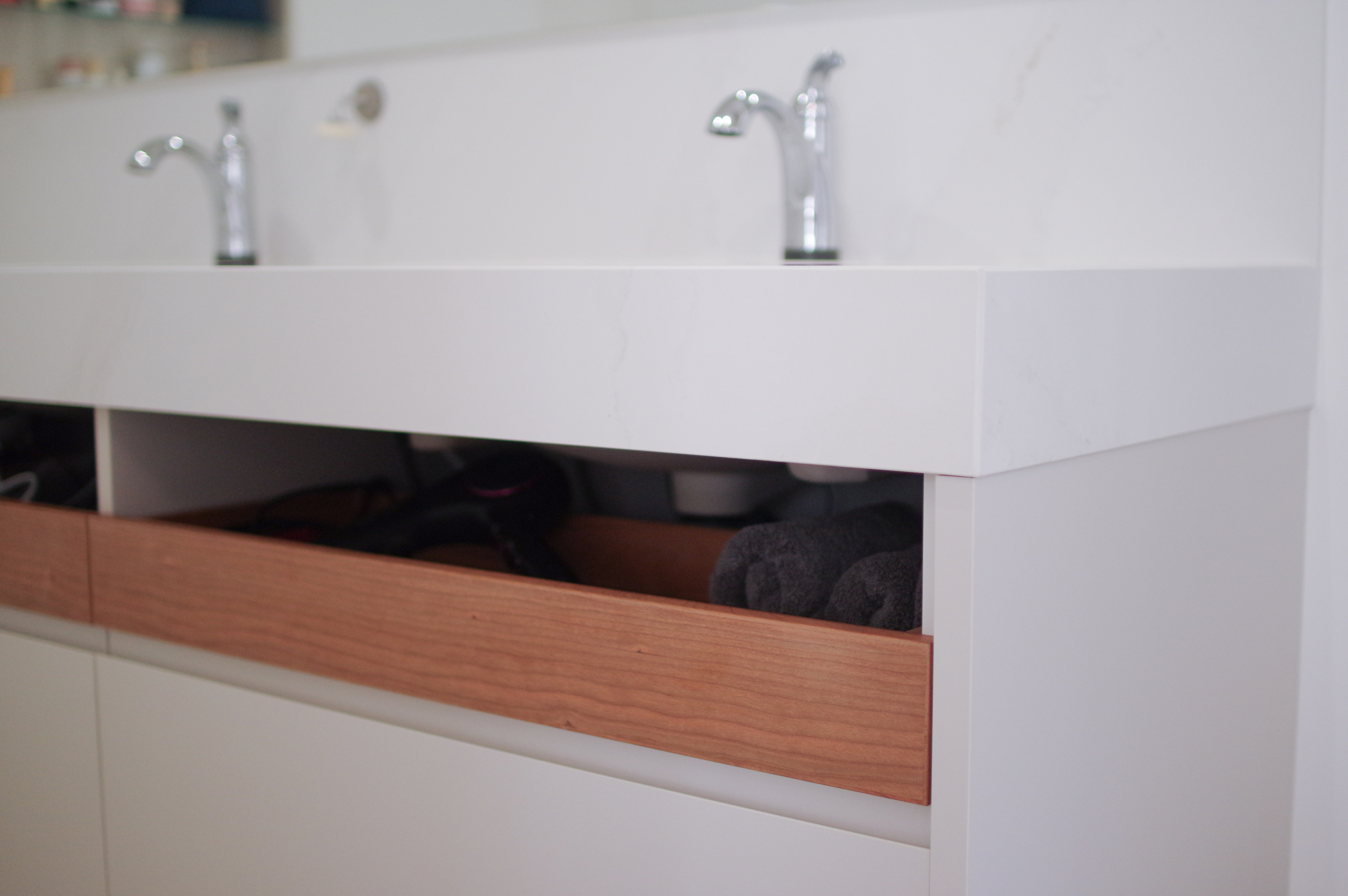 title: HOUSE 229 | Page No,242 | No.11 | sync-furniture | 株式会社 SYNC | 福岡県 家具工房 | オーダーメイドキッチン