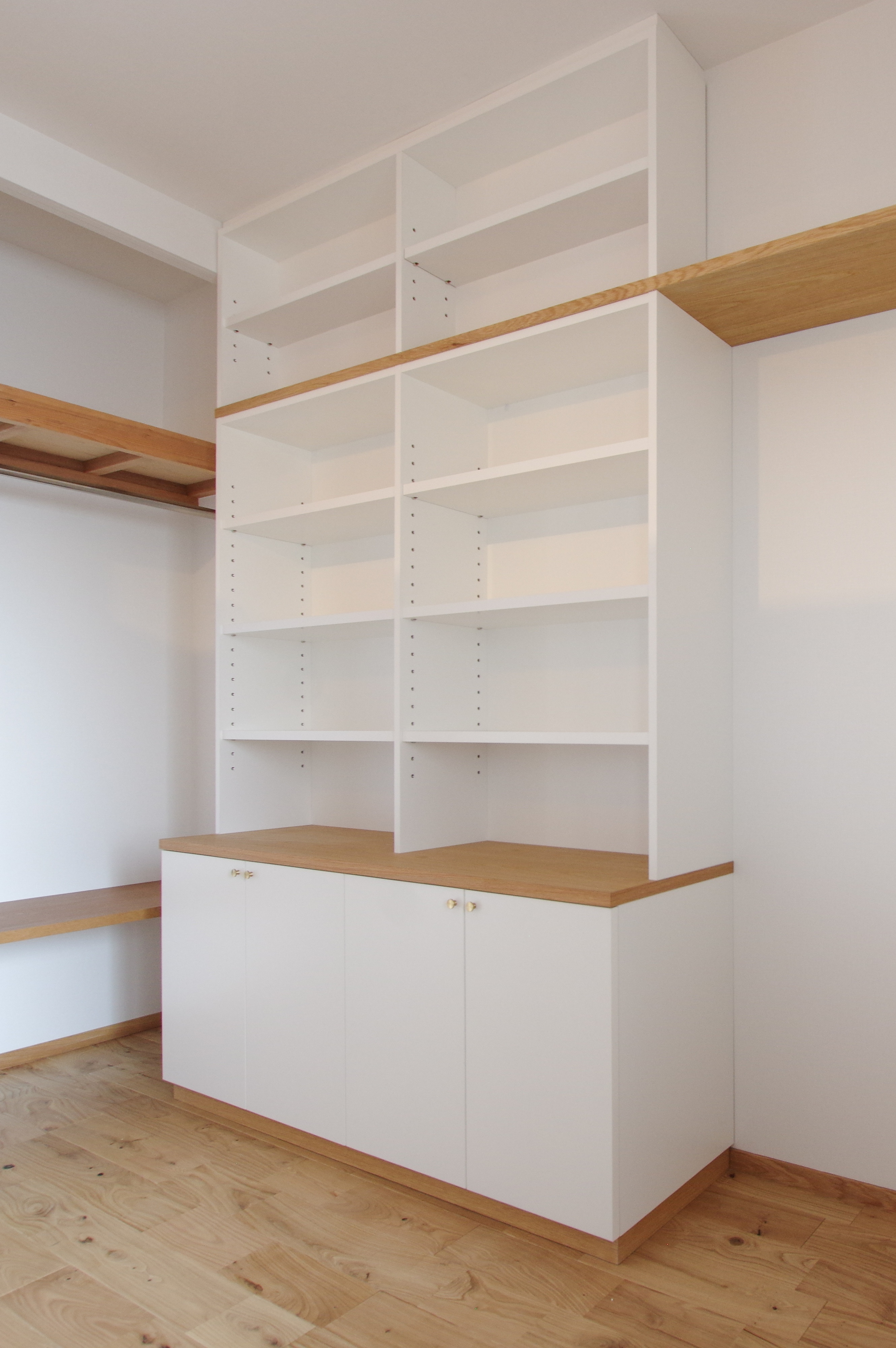 title: HOUSE 230 | Page No,243 | No.9 | sync-furniture | 株式会社 SYNC | 福岡県 家具工房 | オーダーメイドキッチン