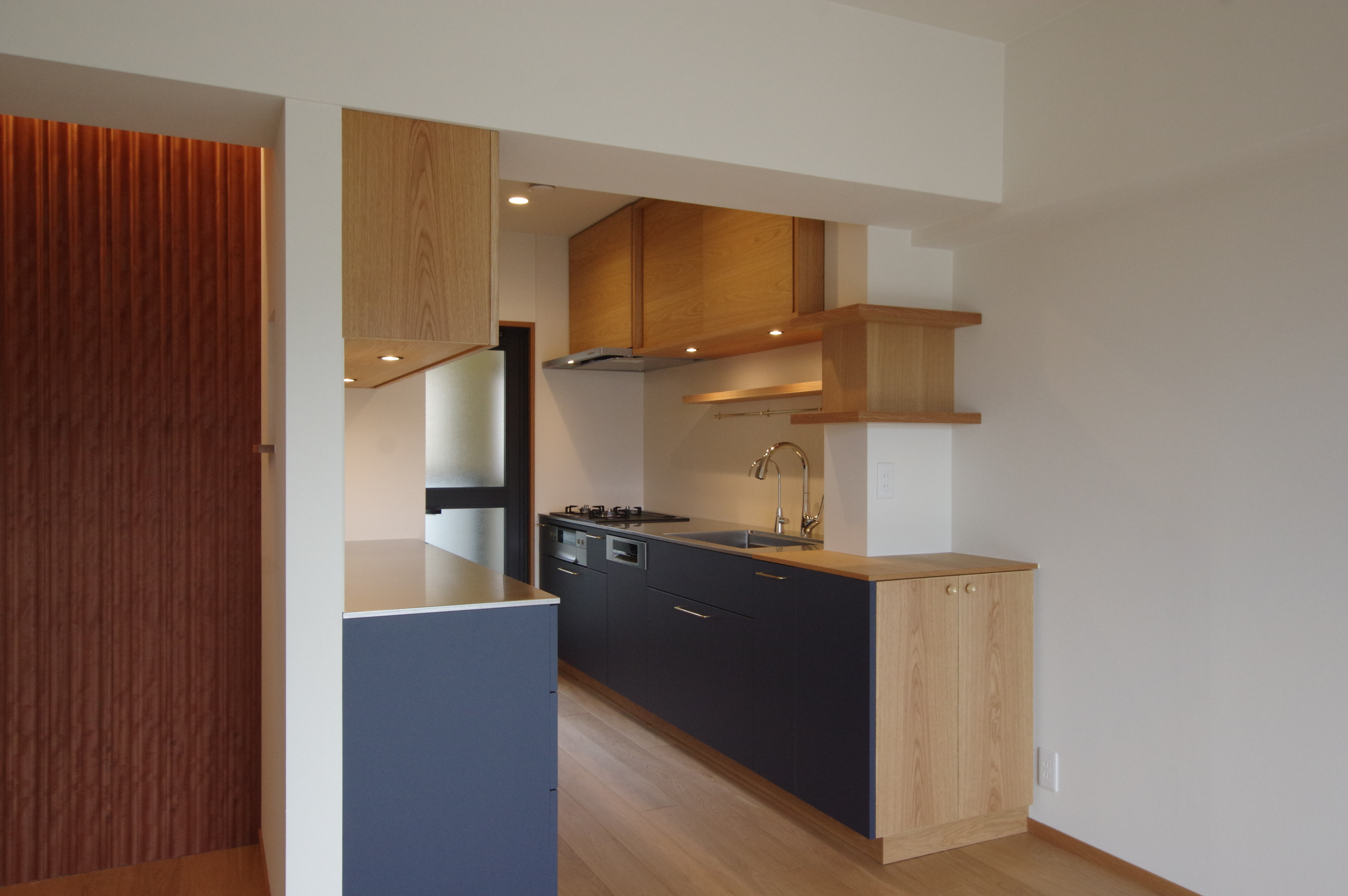 title: HOUSE 230 | Page No,243 | No.1 | sync-furniture | 株式会社 SYNC | 福岡県 家具工房 | オーダーメイドキッチン