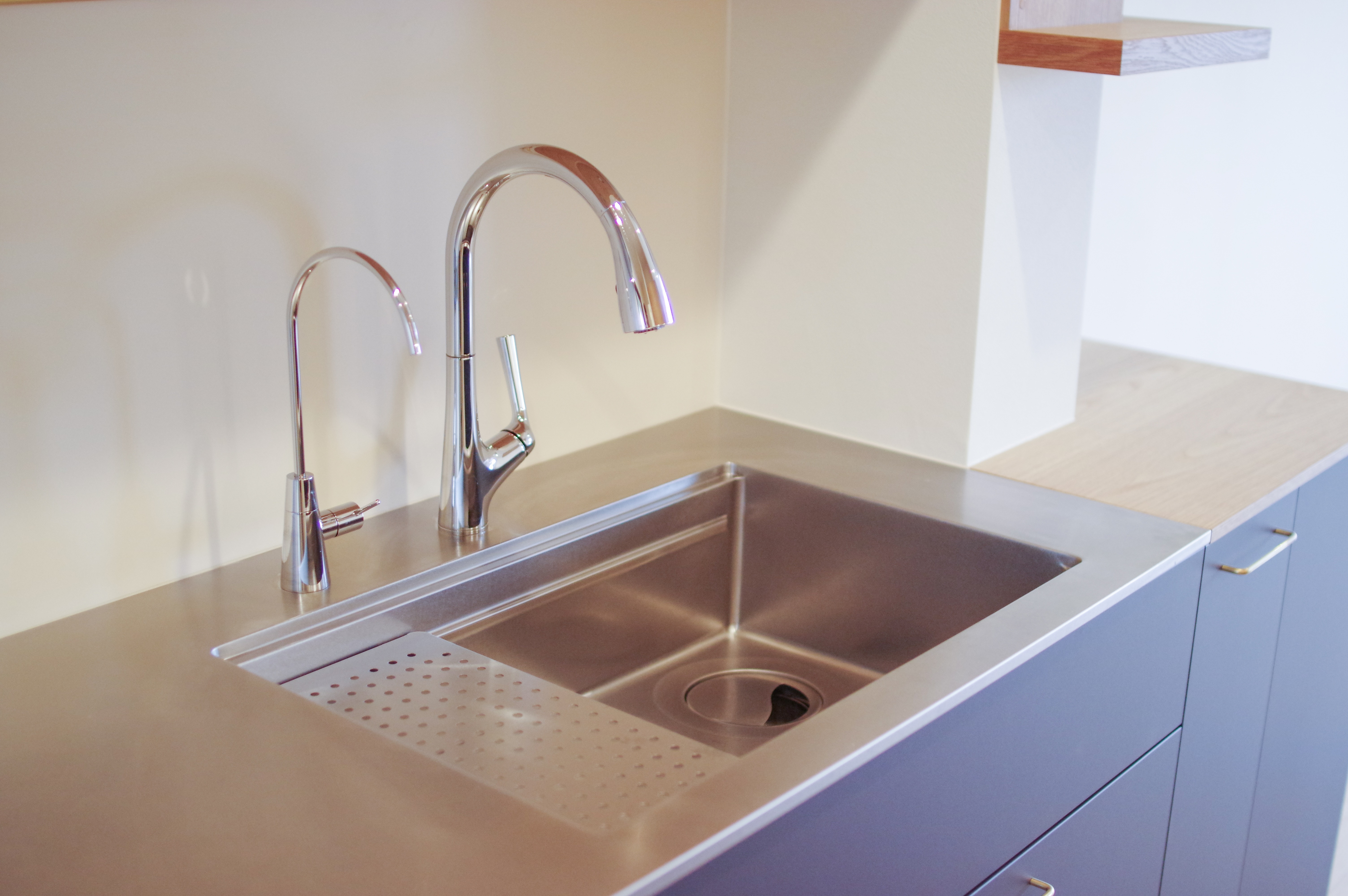 title: HOUSE 230 | Page No,243 | No.8 | sync-furniture | 株式会社 SYNC | 福岡県 家具工房 | オーダーメイドキッチン