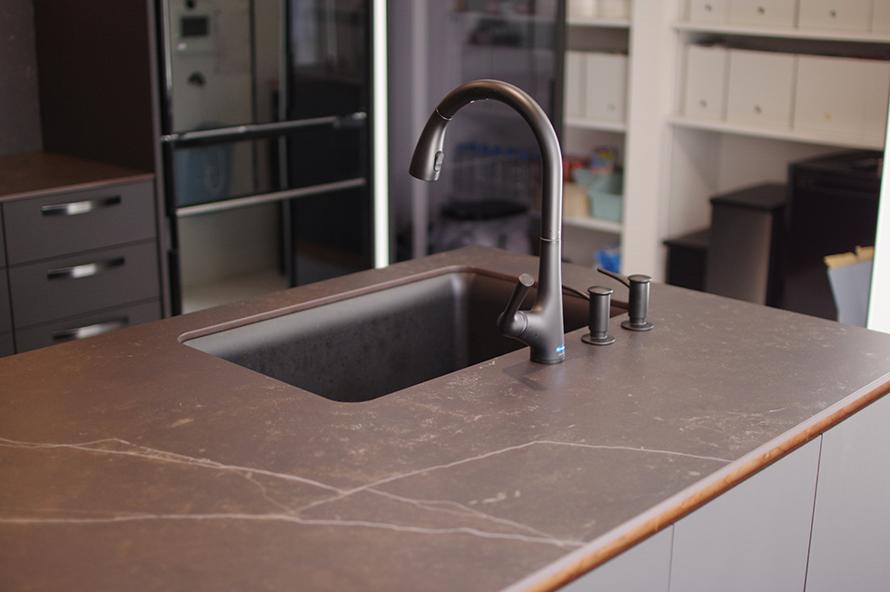 title: HOUSE 229 | Page No,242 | No.5 | sync-furniture | 株式会社 SYNC | 福岡県 家具工房 | オーダーメイドキッチン