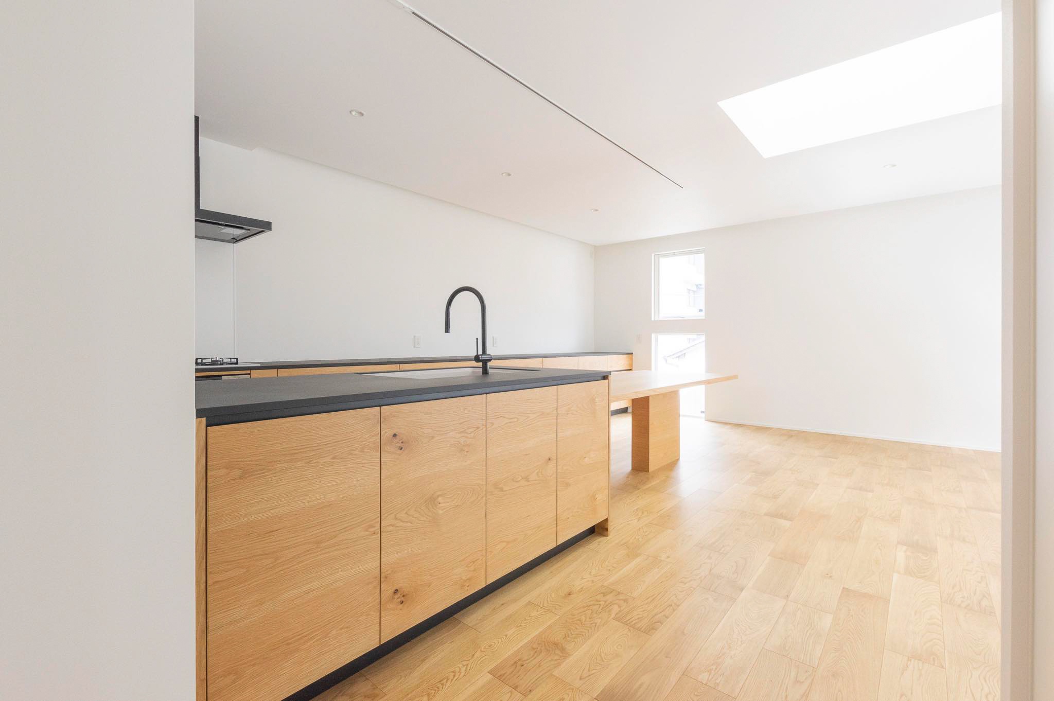 title: HOUSE 232 | Page No,245 | No.4 | sync-furniture | 株式会社 SYNC | 福岡県 家具工房 | オーダーメイドキッチン