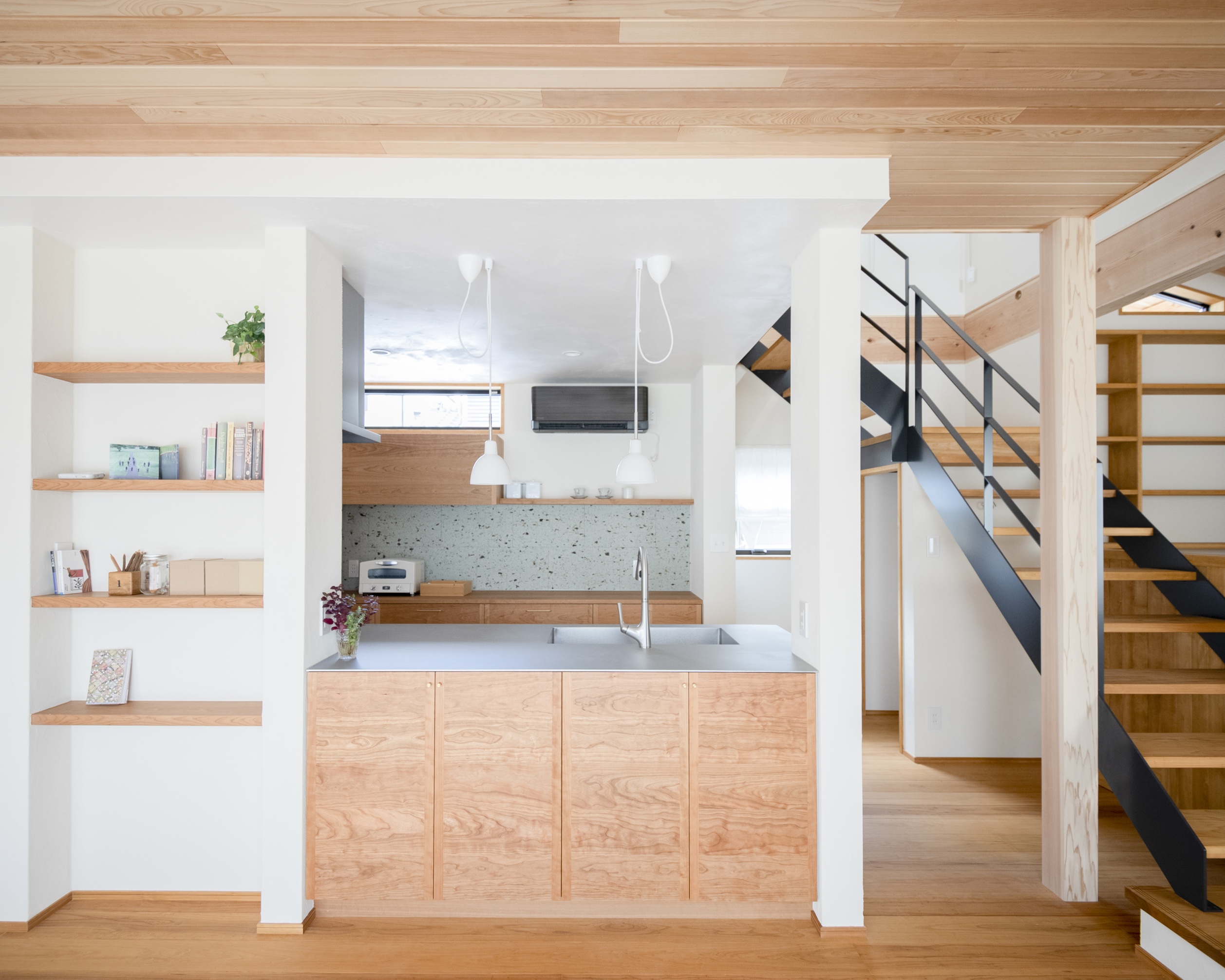 title: HOUSE 235 | Page No,248 | No.1 | sync-furniture | 株式会社 SYNC | 福岡県 家具工房 | オーダーメイドキッチン