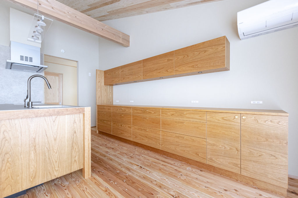 title: HOUSE 238 | Page No,251 | No.8 | sync-furniture | 株式会社 SYNC | 福岡県 家具工房 | オーダーメイドキッチン