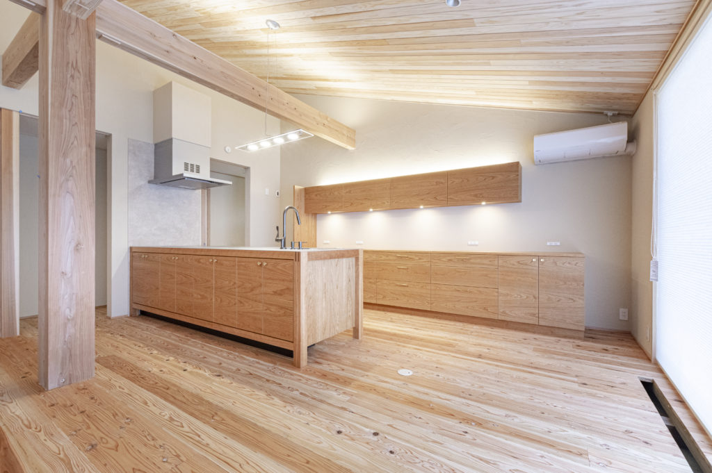 title: HOUSE 238 | Page No,251 | No.18 | sync-furniture | 株式会社 SYNC | 福岡県 家具工房 | オーダーメイドキッチン