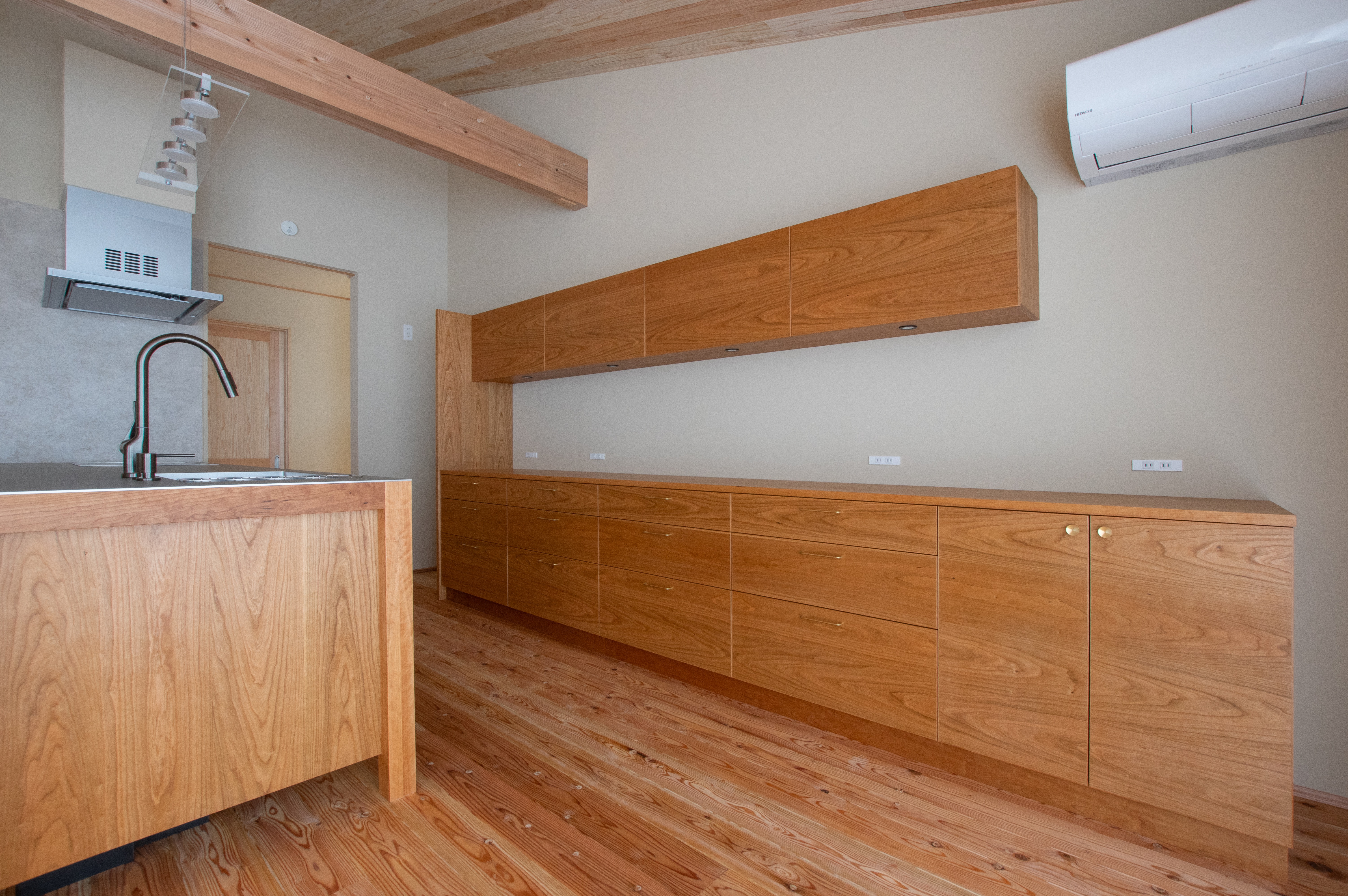 title: HOUSE 238 | Page No,251 | No.7 | sync-furniture | 株式会社 SYNC | 福岡県 家具工房 | オーダーメイドキッチン
