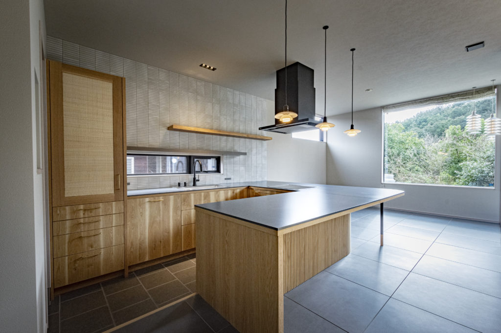 title: HOUSE 239 | Page No,252 | No.7 | sync-furniture | 株式会社 SYNC | 福岡県 家具工房 | オーダーメイドキッチン