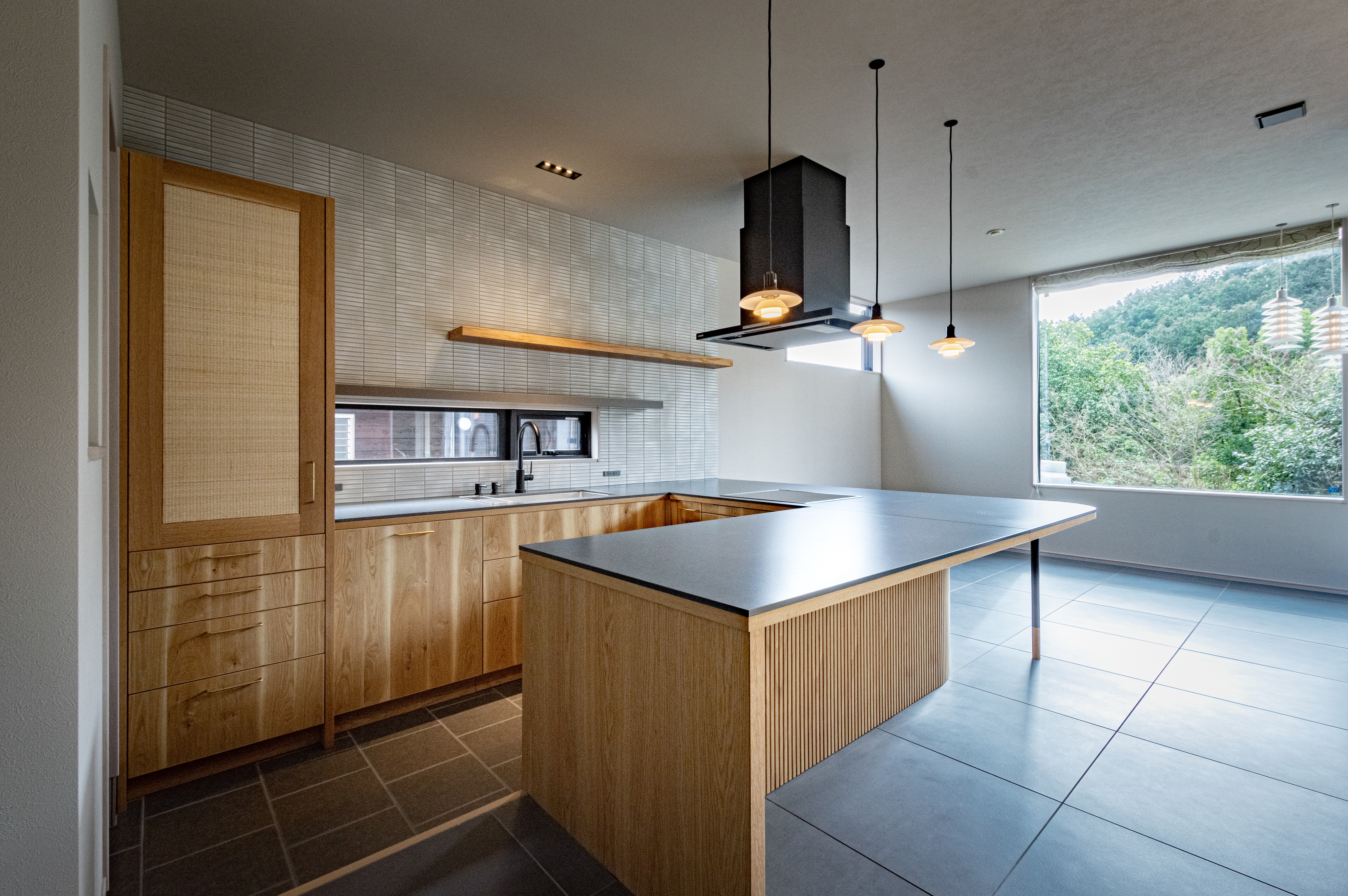 title: HOUSE 239 | Page No,252 | No.4 | sync-furniture | 株式会社 SYNC | 福岡県 家具工房 | オーダーメイドキッチン