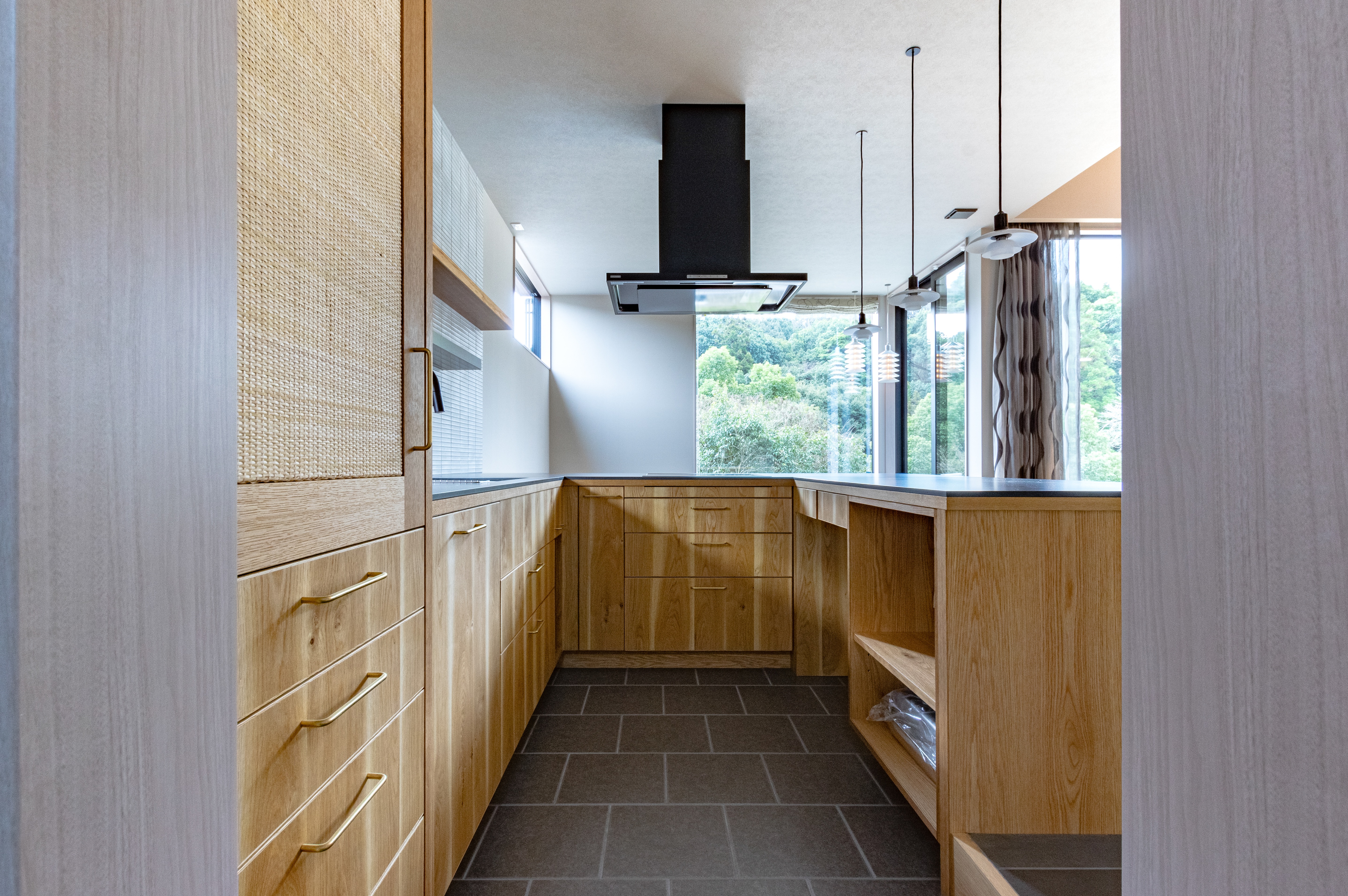 title: HOUSE 239 | Page No,252 | No.5 | sync-furniture | 株式会社 SYNC | 福岡県 家具工房 | オーダーメイドキッチン