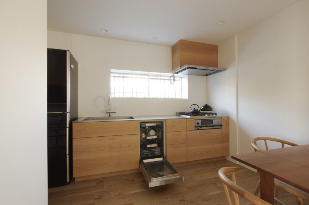 title: HOUSE 240 | Page No,253 | No.2 | sync-furniture | 株式会社 SYNC | 福岡県 家具工房 | オーダーメイドキッチン