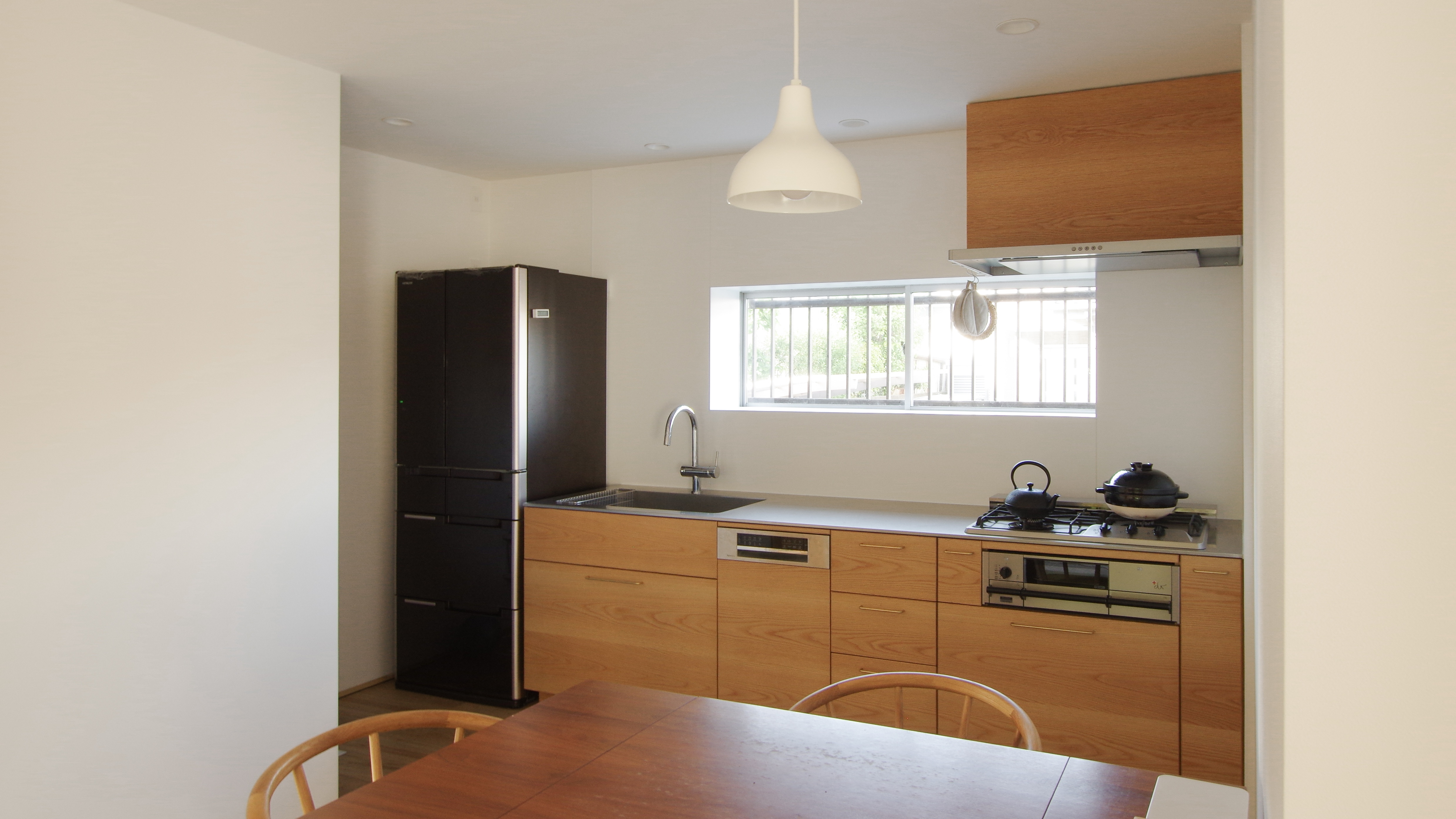 title: HOUSE 240 | Page No,253 | No.4 | sync-furniture | 株式会社 SYNC | 福岡県 家具工房 | オーダーメイドキッチン
