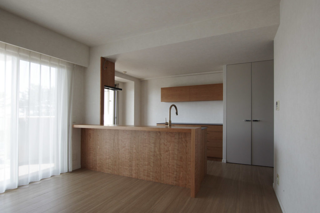 title: HOUSE 242 | Page No,255 | No.2 | sync-furniture | 株式会社 SYNC | 福岡県 家具工房 | オーダーメイドキッチン