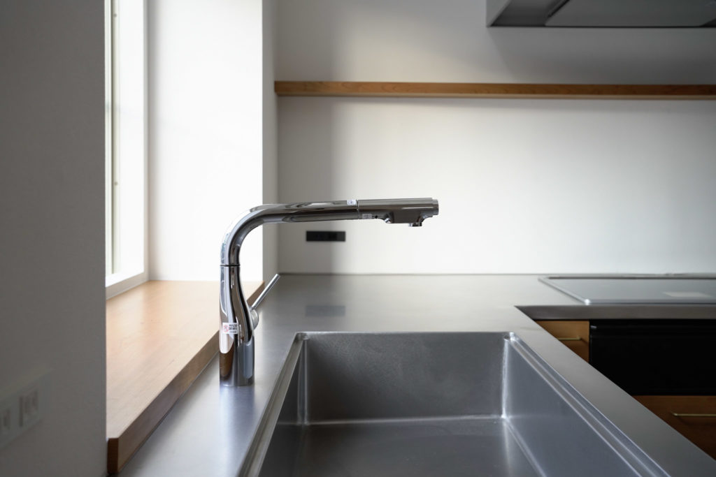 title: HOUSE 243 | Page No,256 | No.6 | sync-furniture | 株式会社 SYNC | 福岡県 家具工房 | オーダーメイドキッチン