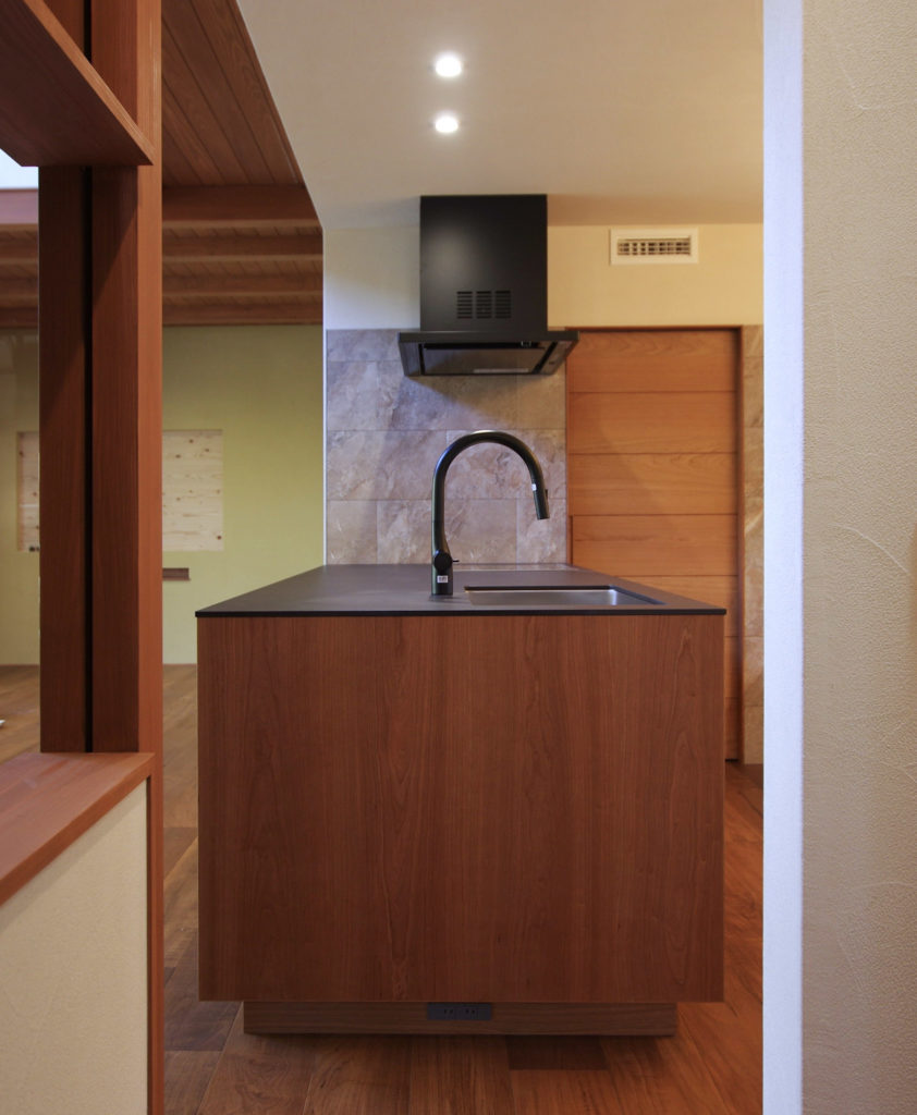 title: HOUSE 241 | Page No,254 | No.3 | sync-furniture | 株式会社 SYNC | 福岡県 家具工房 | オーダーメイドキッチン