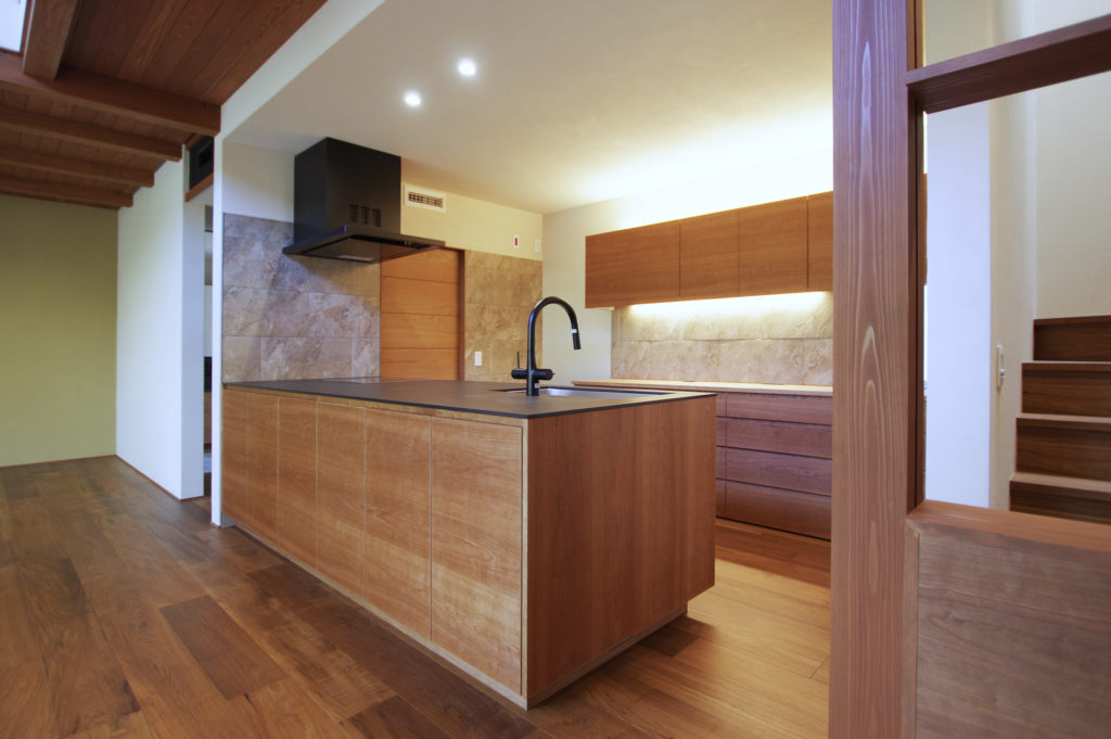 title: HOUSE 241 | Page No,254 | No.2 | sync-furniture | 株式会社 SYNC | 福岡県 家具工房 | オーダーメイドキッチン