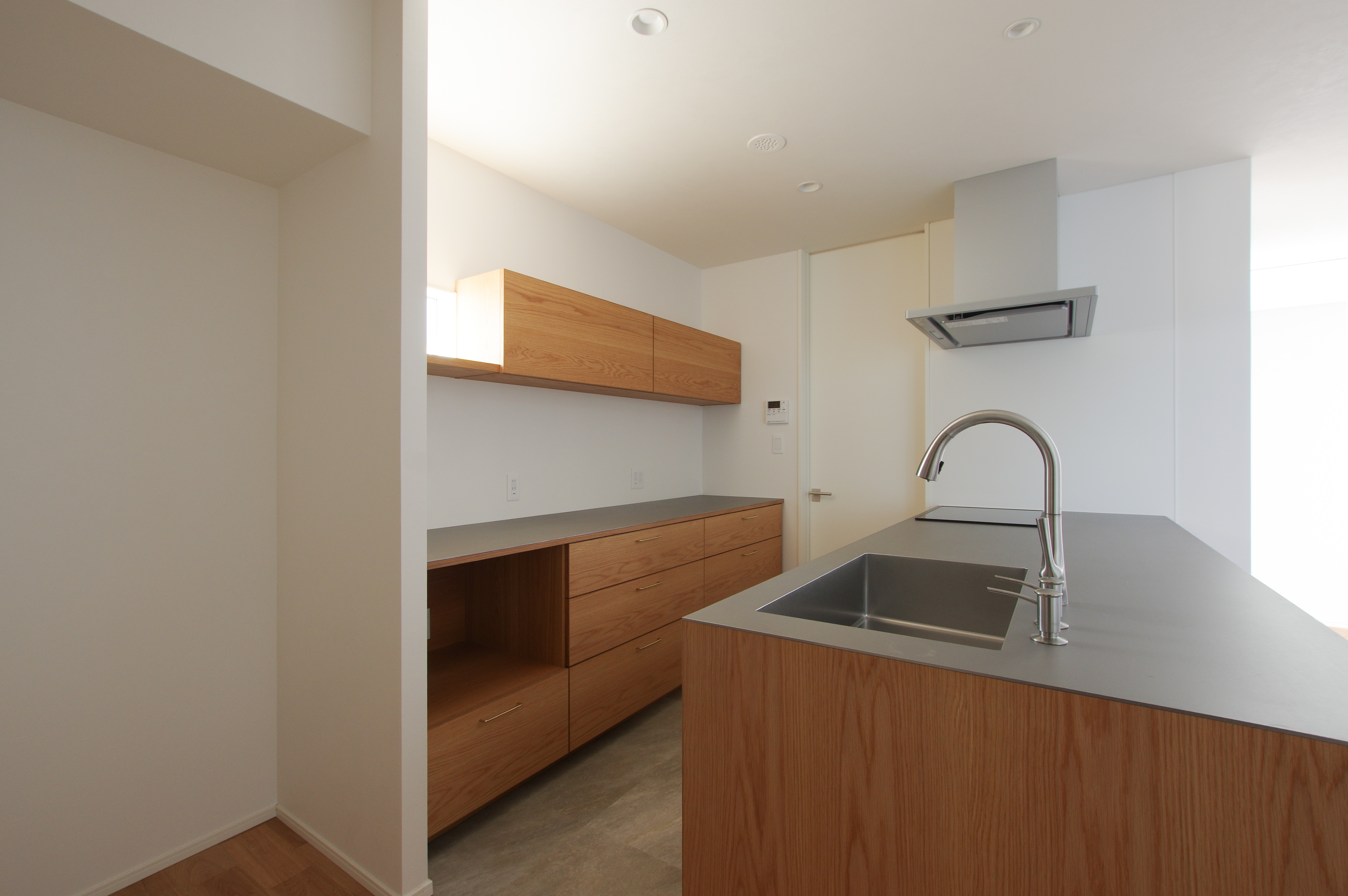 title: HOUSE 244 | Page No,257 | No.11 | sync-furniture | 株式会社 SYNC | 福岡県 家具工房 | オーダーメイドキッチン