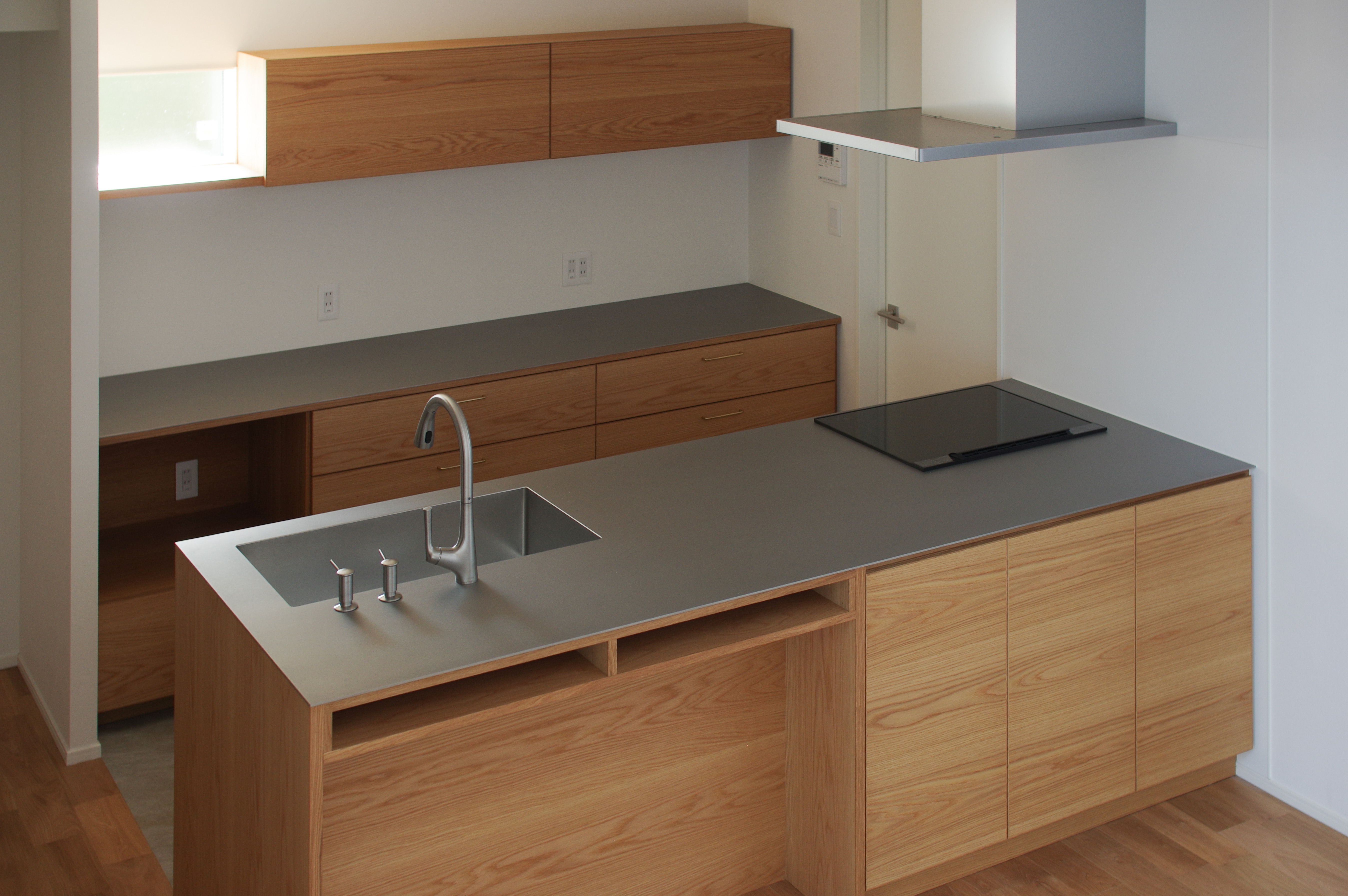 title: HOUSE 244 | Page No,257 | No.5 | sync-furniture | 株式会社 SYNC | 福岡県 家具工房 | オーダーメイドキッチン