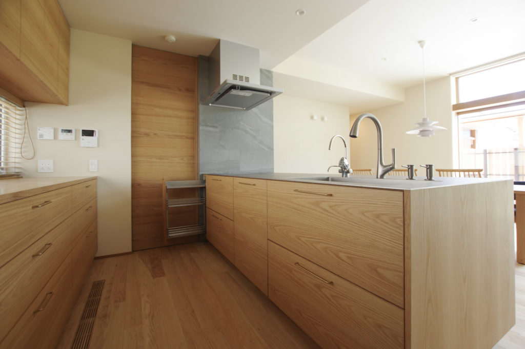 title: HOUSE 245 | Page No,258 | No.9 | sync-furniture | 株式会社 SYNC | 福岡県 家具工房 | オーダーメイドキッチン