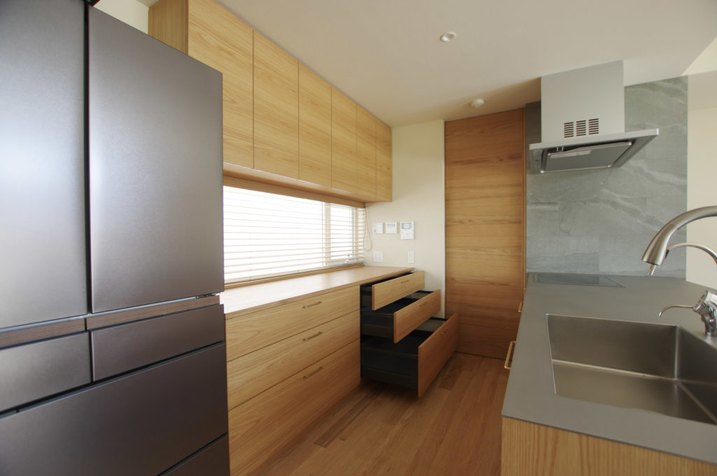 title: HOUSE 245 | Page No,258 | No.5 | sync-furniture | 株式会社 SYNC | 福岡県 家具工房 | オーダーメイドキッチン