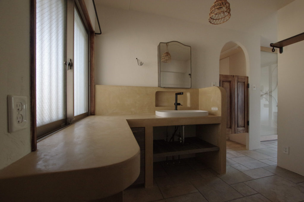 title: HOUSE 247 | Page No,260 | No.17 | sync-furniture | 株式会社 SYNC | 福岡県 家具工房 | オーダーメイドキッチン