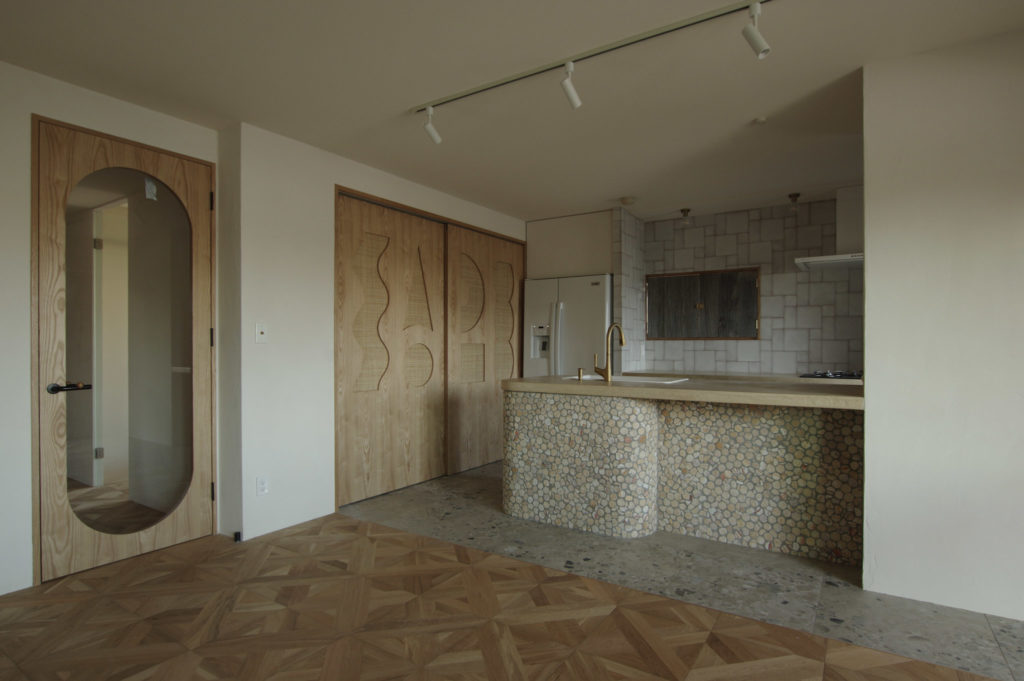 title: HOUSE 247 | Page No,260 | No.3 | sync-furniture | 株式会社 SYNC | 福岡県 家具工房 | オーダーメイドキッチン