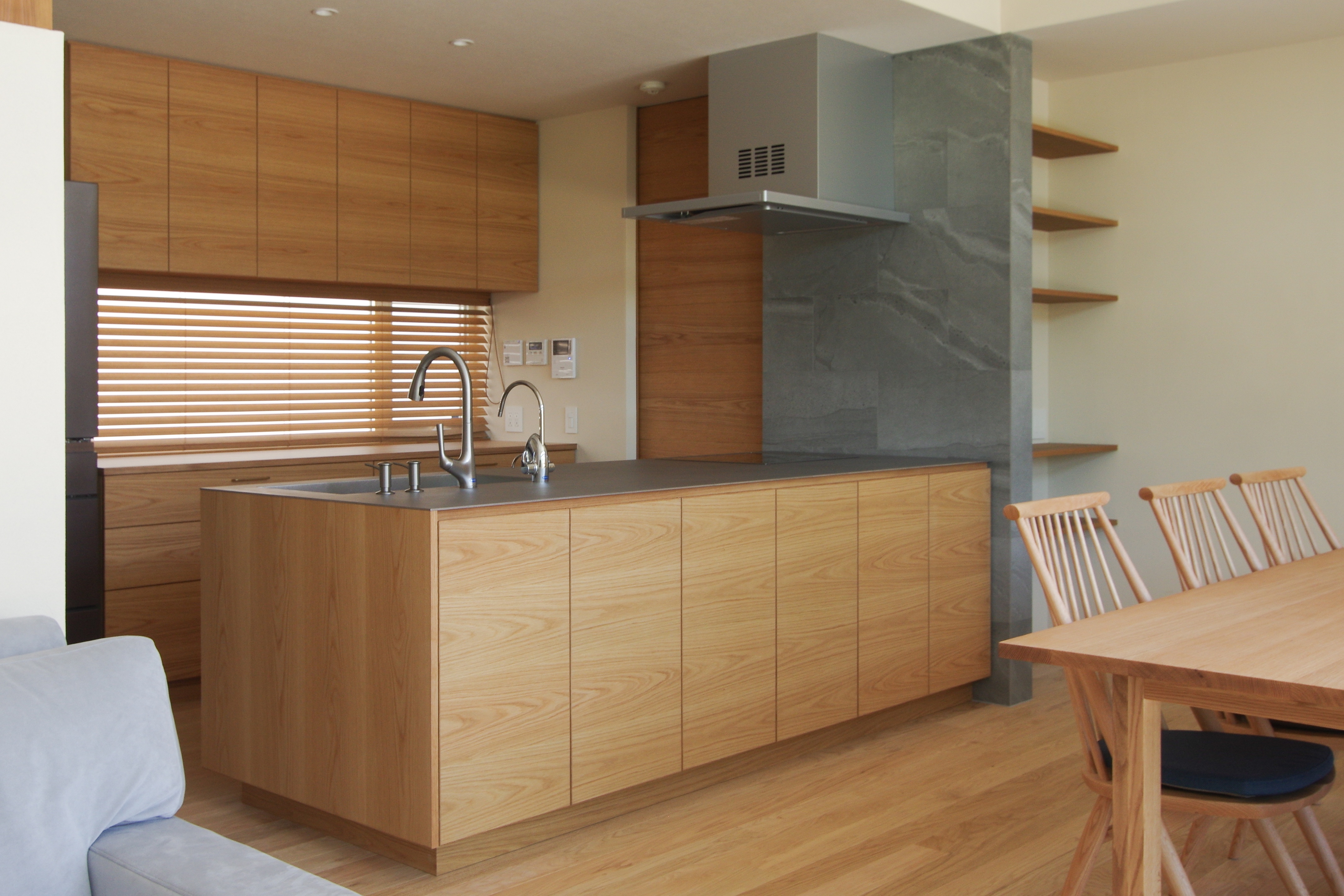 title: HOUSE 245 | Page No,258 | No.2 | sync-furniture | 株式会社 SYNC | 福岡県 家具工房 | オーダーメイドキッチン