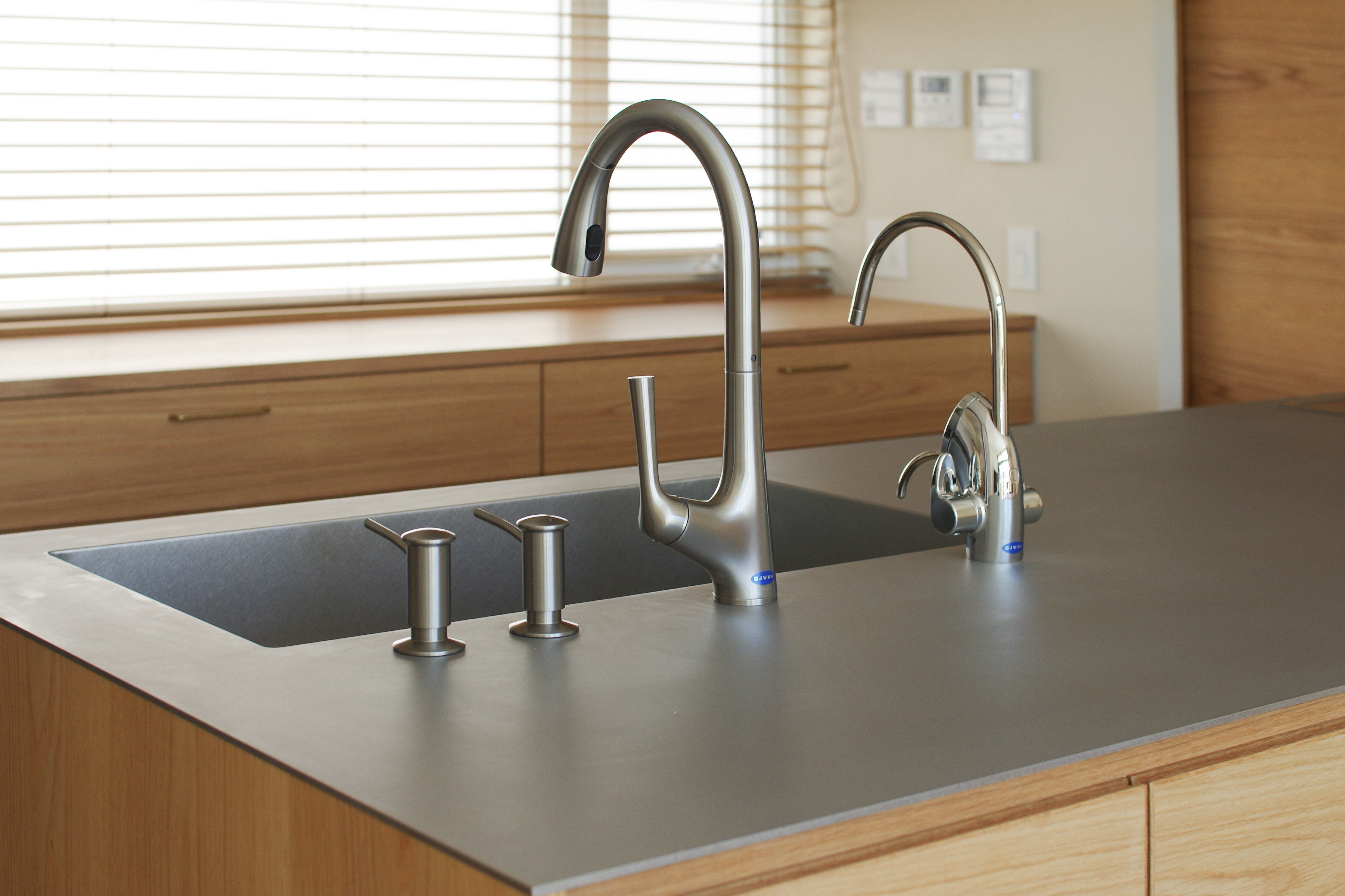 title: HOUSE 245 | Page No,258 | No.11 | sync-furniture | 株式会社 SYNC | 福岡県 家具工房 | オーダーメイドキッチン