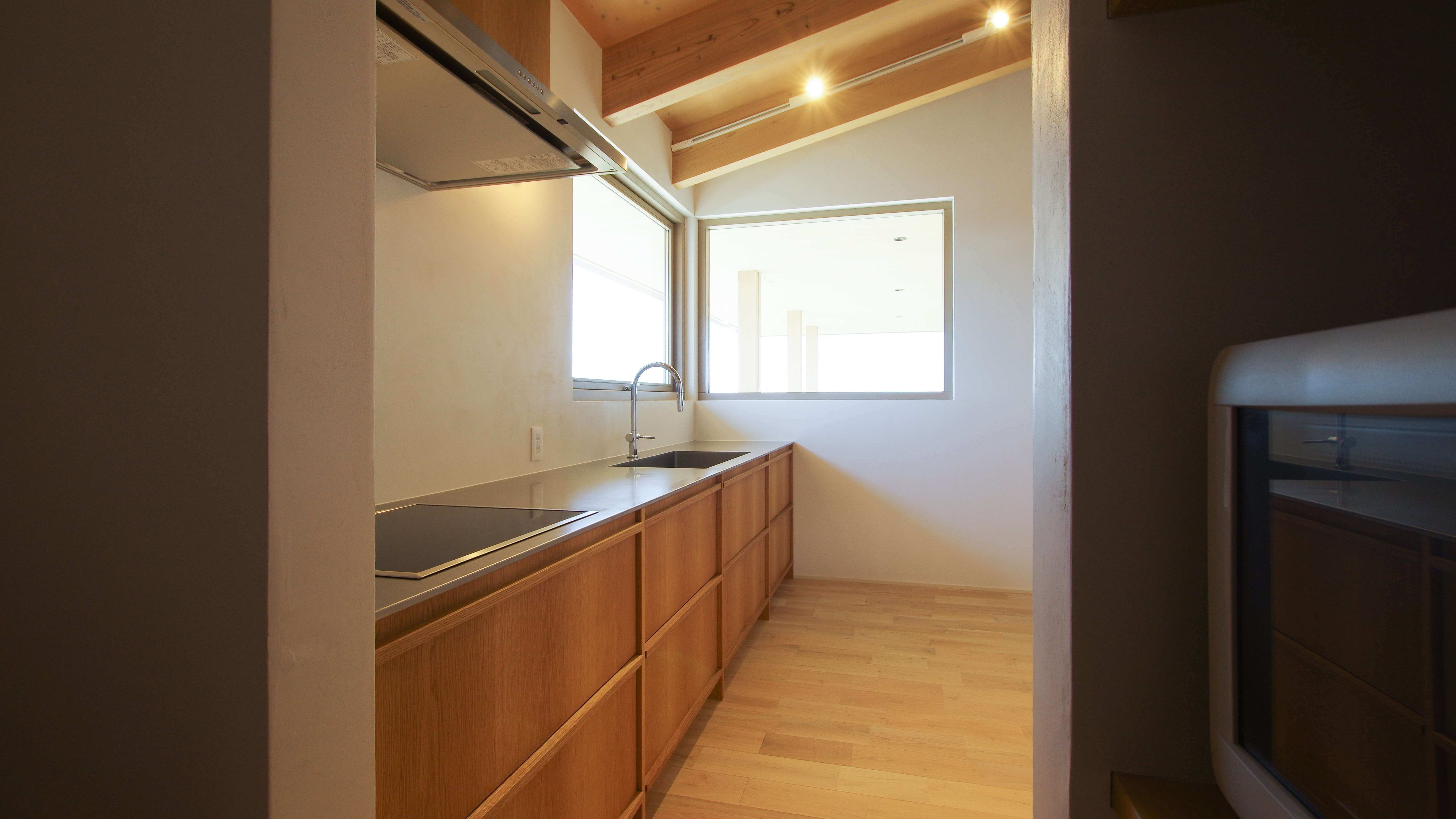 title: HOUSE 246 | Page No,259 | No.6 | sync-furniture | 株式会社 SYNC | 福岡県 家具工房 | オーダーメイドキッチン