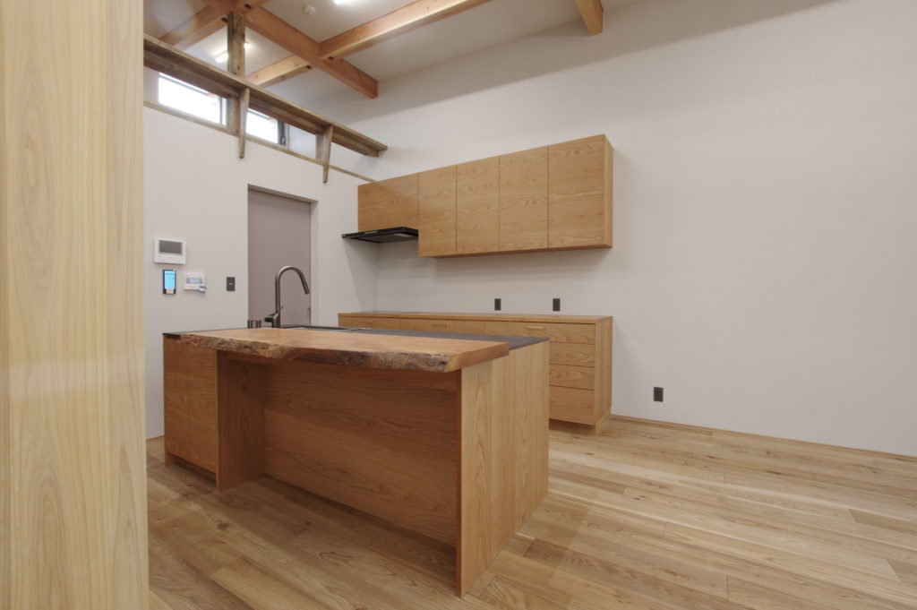 title: HOUSE 250 | Page No,263 | No.4 | sync-furniture | 株式会社 SYNC | 福岡県 家具工房 | オーダーメイドキッチン