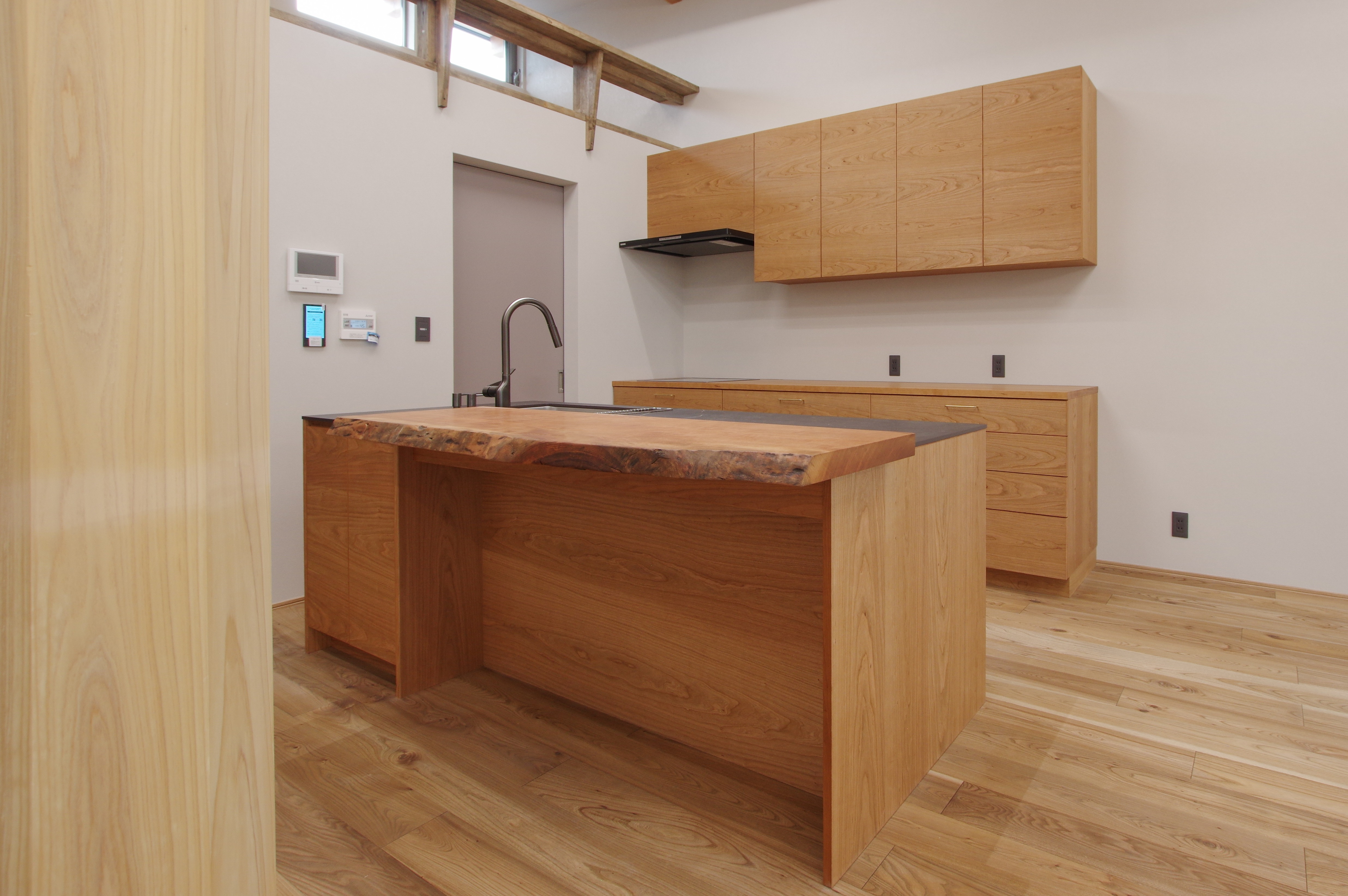 title: HOUSE 250 | Page No,263 | No.3 | sync-furniture | 株式会社 SYNC | 福岡県 家具工房 | オーダーメイドキッチン
