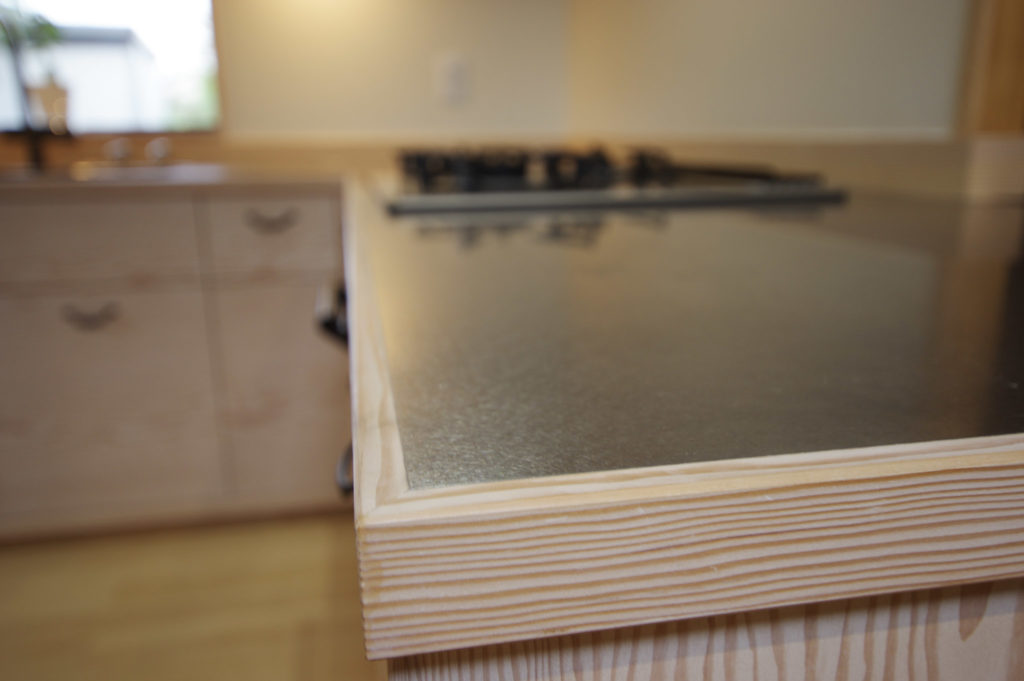 title: HOUSE 252 | Page No,265 | No.9 | sync-furniture | 株式会社 SYNC | 福岡県 家具工房 | オーダーメイドキッチン