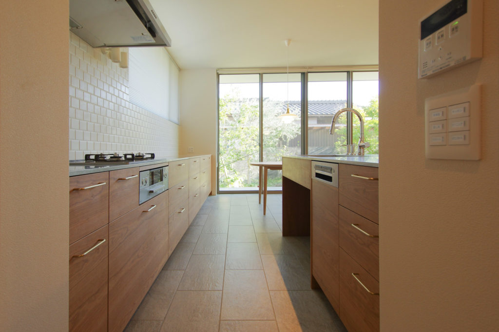 title: HOUSE 254 | Page No,267 | No.3 | sync-furniture | 株式会社 SYNC | 福岡県 家具工房 | オーダーメイドキッチン