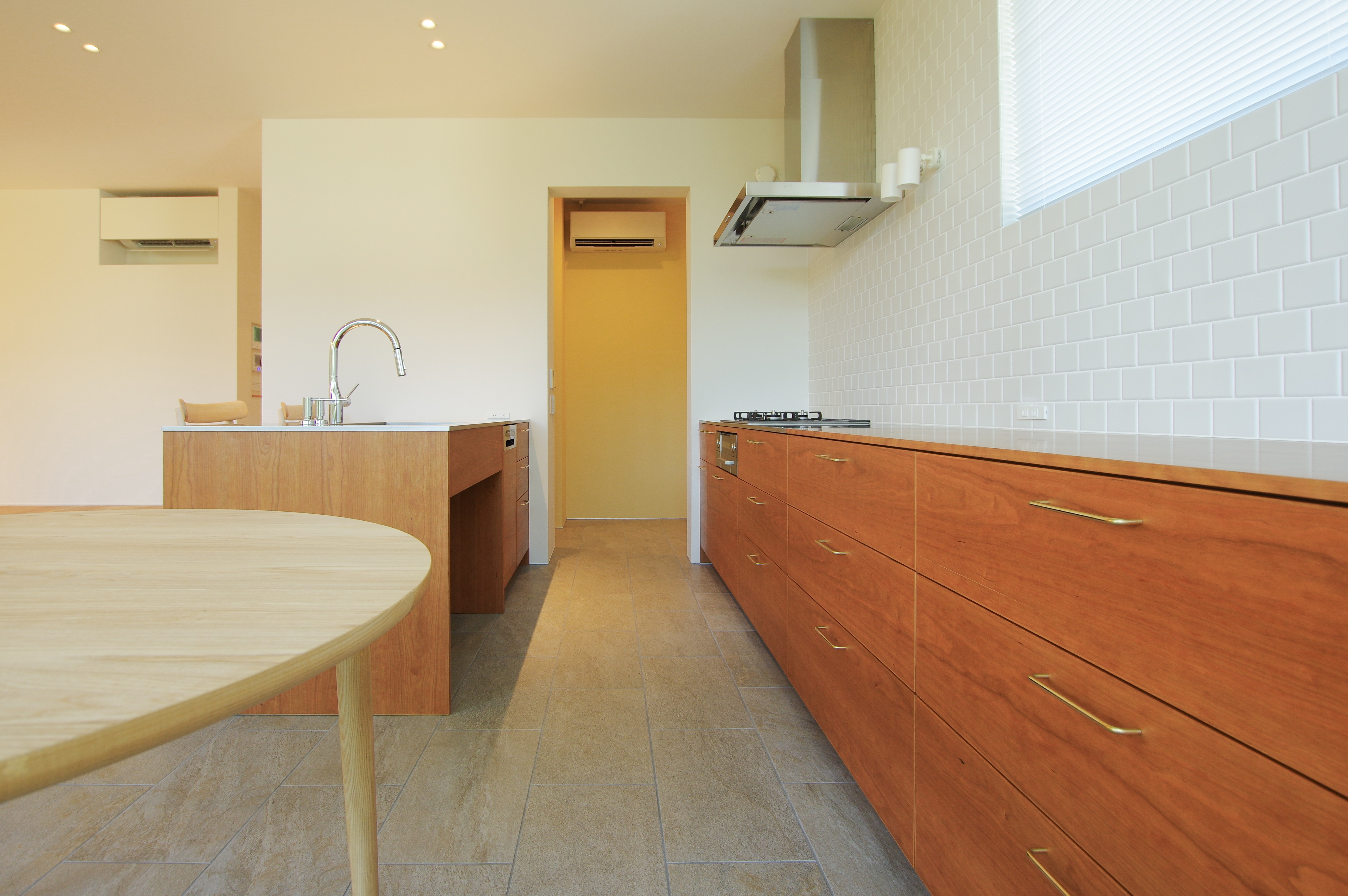 title: HOUSE 254 | Page No,267 | No.4 | sync-furniture | 株式会社 SYNC | 福岡県 家具工房 | オーダーメイドキッチン