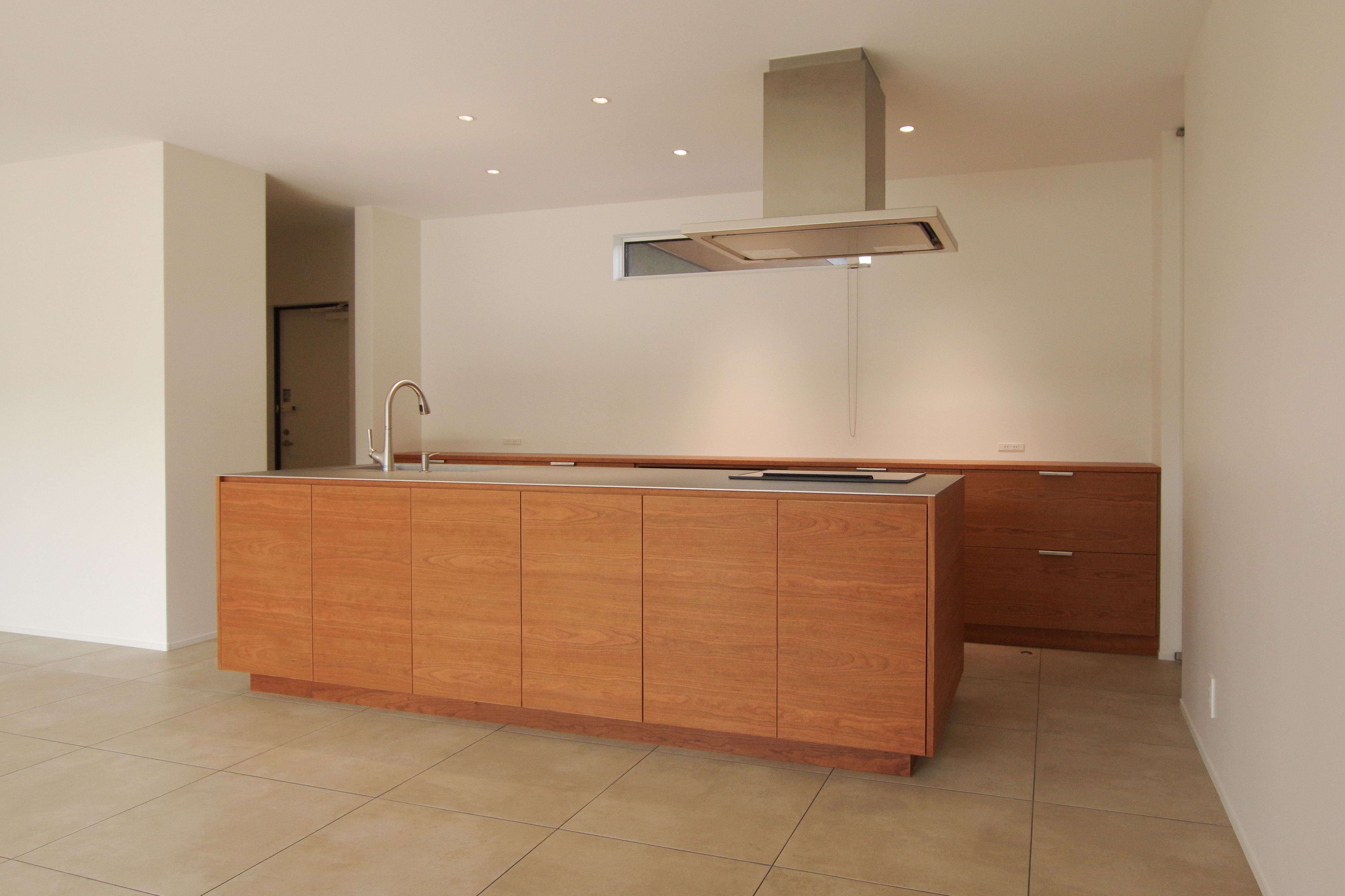 title: HOUSE 258 | Page No,271 | No.1 | sync-furniture | 株式会社 SYNC | 福岡県 家具工房 | オーダーメイドキッチン