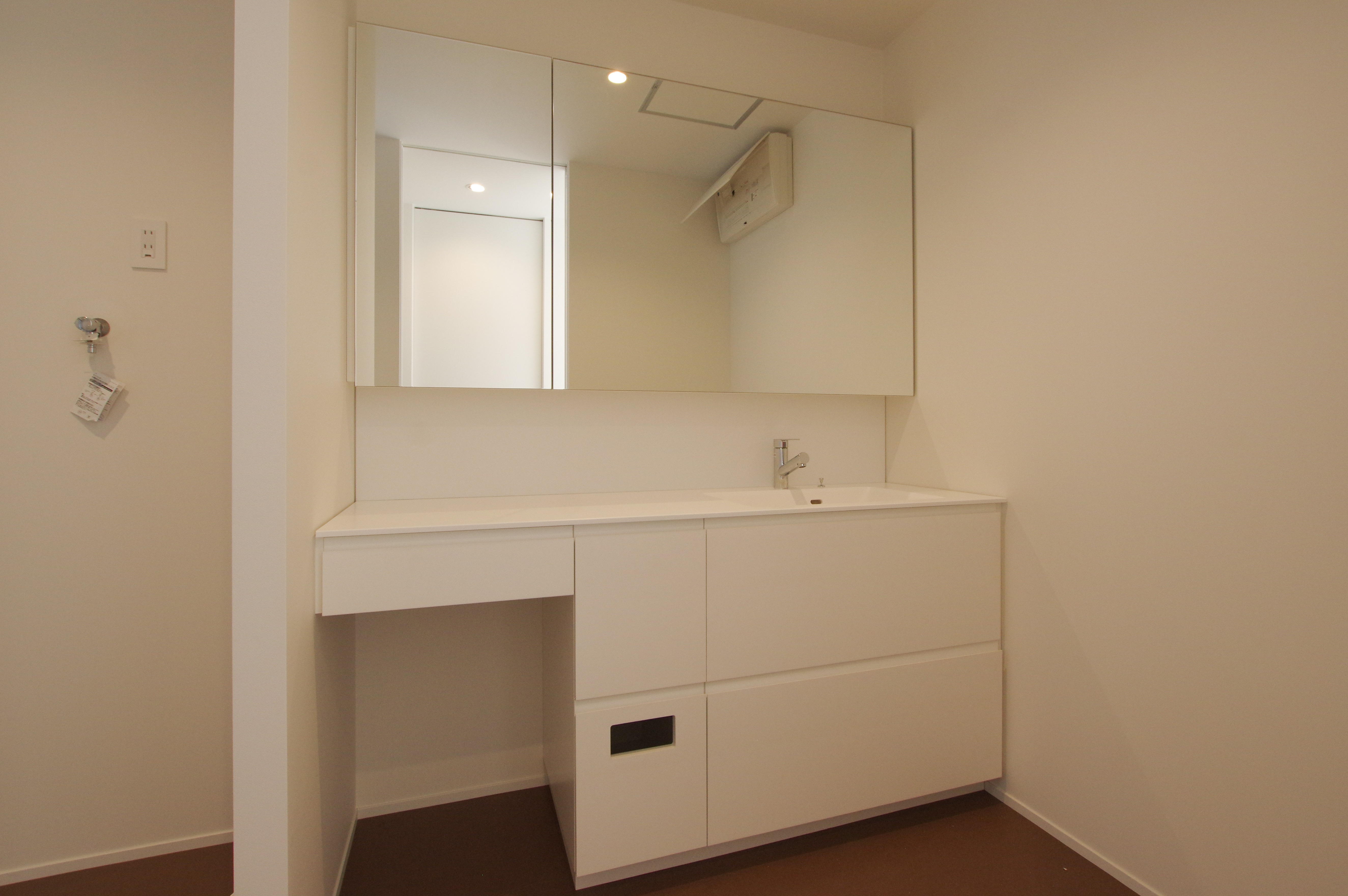 title: HOUSE 258 | Page No,271 | No.25 | sync-furniture | 株式会社 SYNC | 福岡県 家具工房 | オーダーメイドキッチン